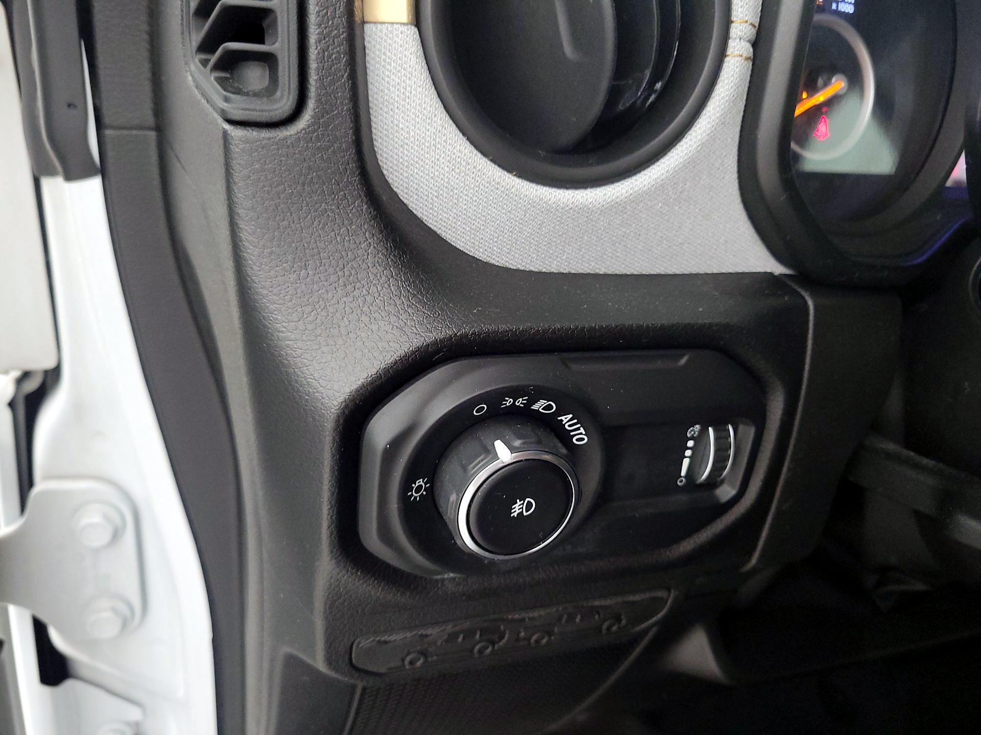 Thumbnail: 2024 Jeep Wrangler - 13