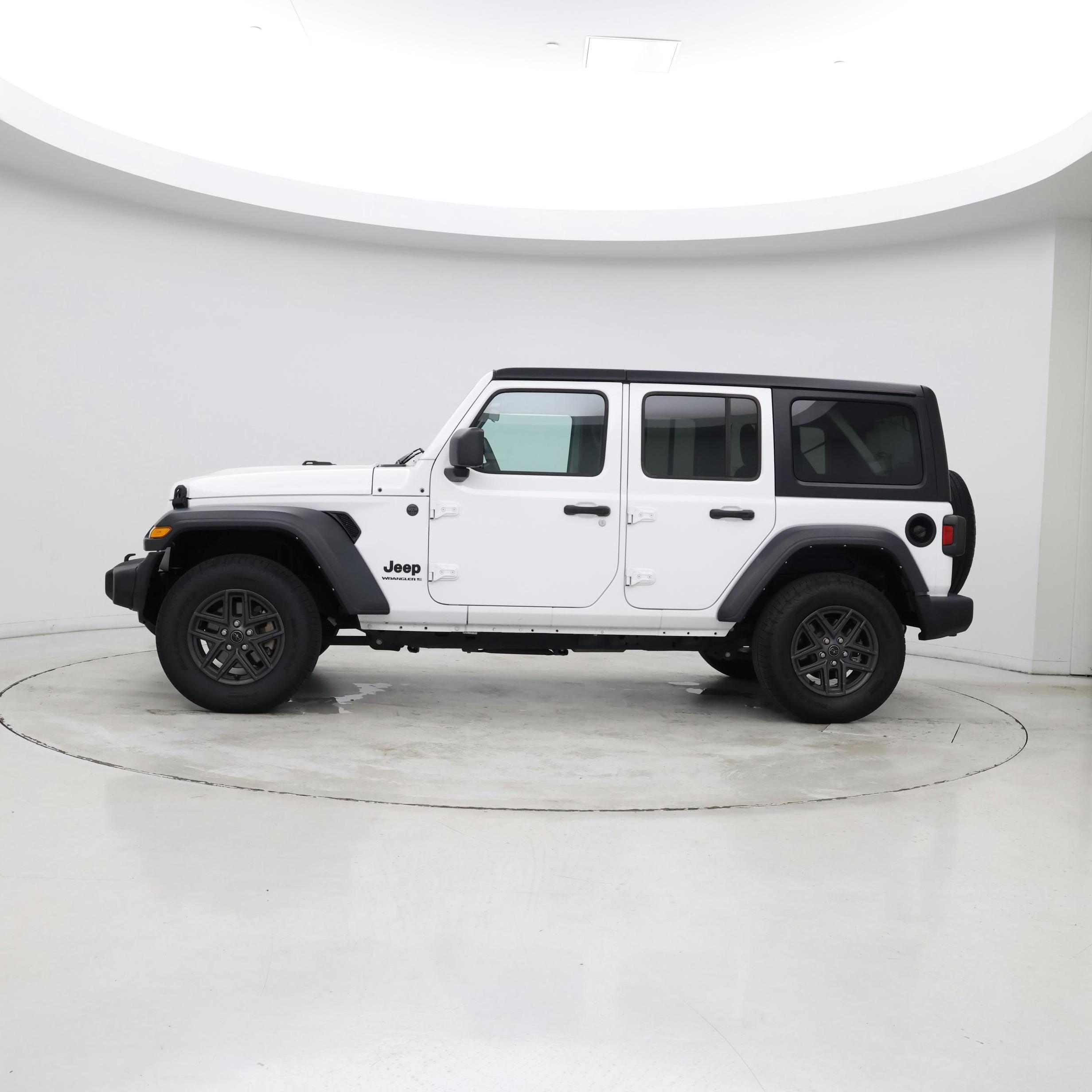 Thumbnail: 2024 Jeep Wrangler - 2