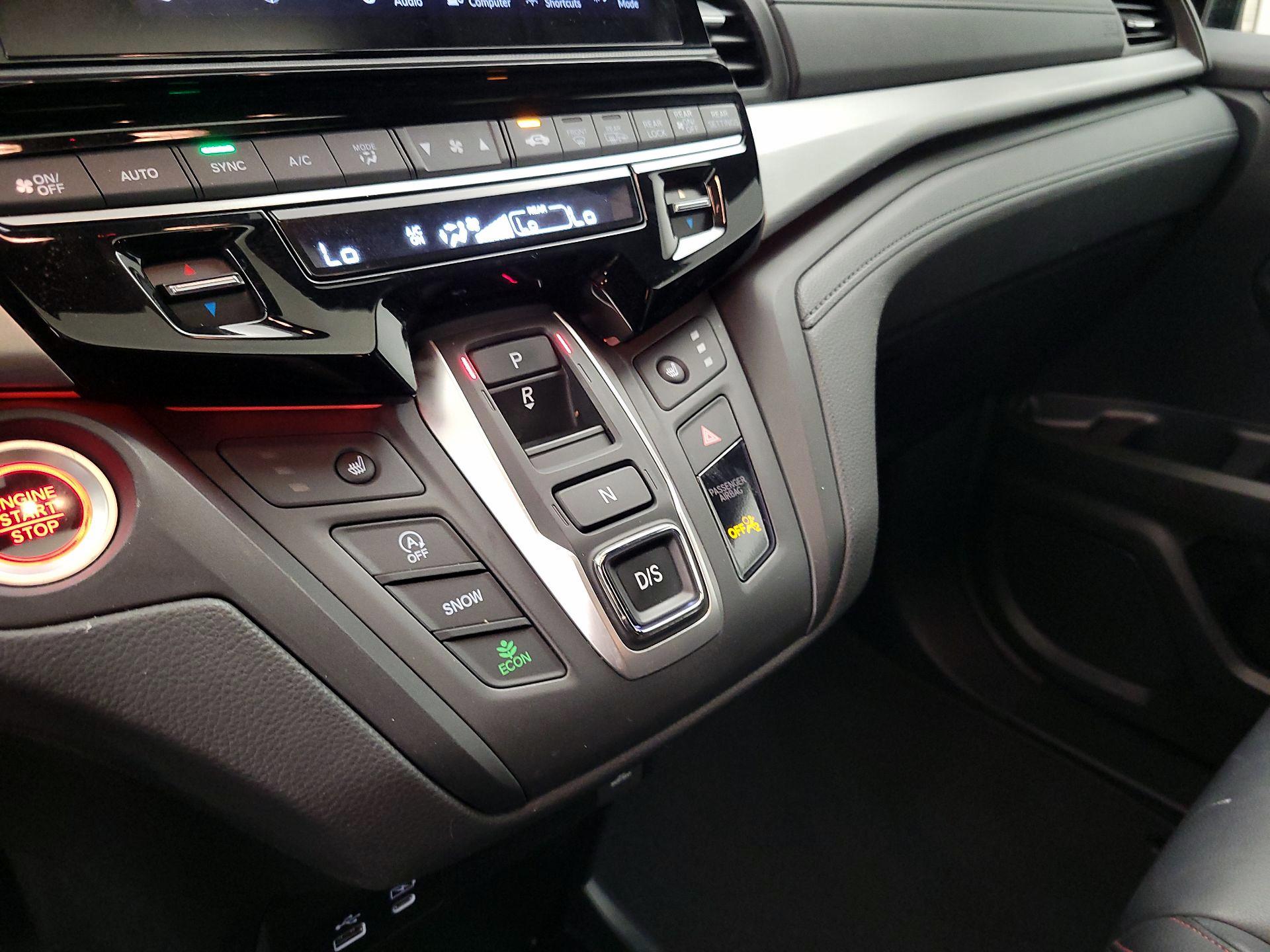 Thumbnail: 2025 Honda Odyssey - 15