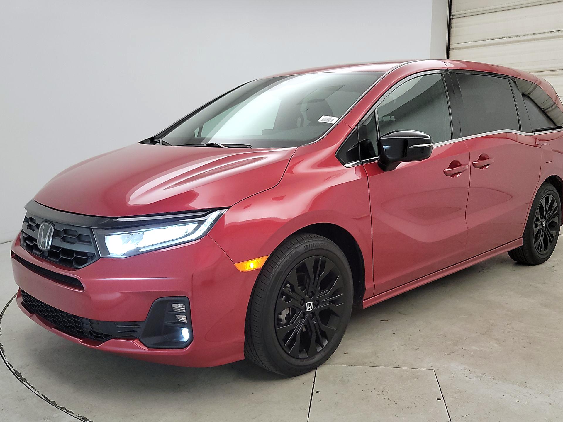 Thumbnail: 2025 Honda Odyssey - 3