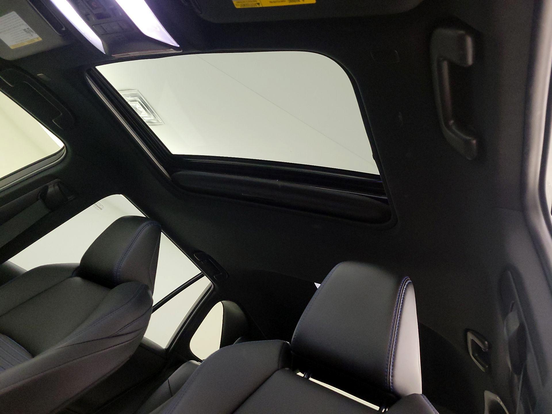 Thumbnail: 2025 Toyota RAV4 - 19