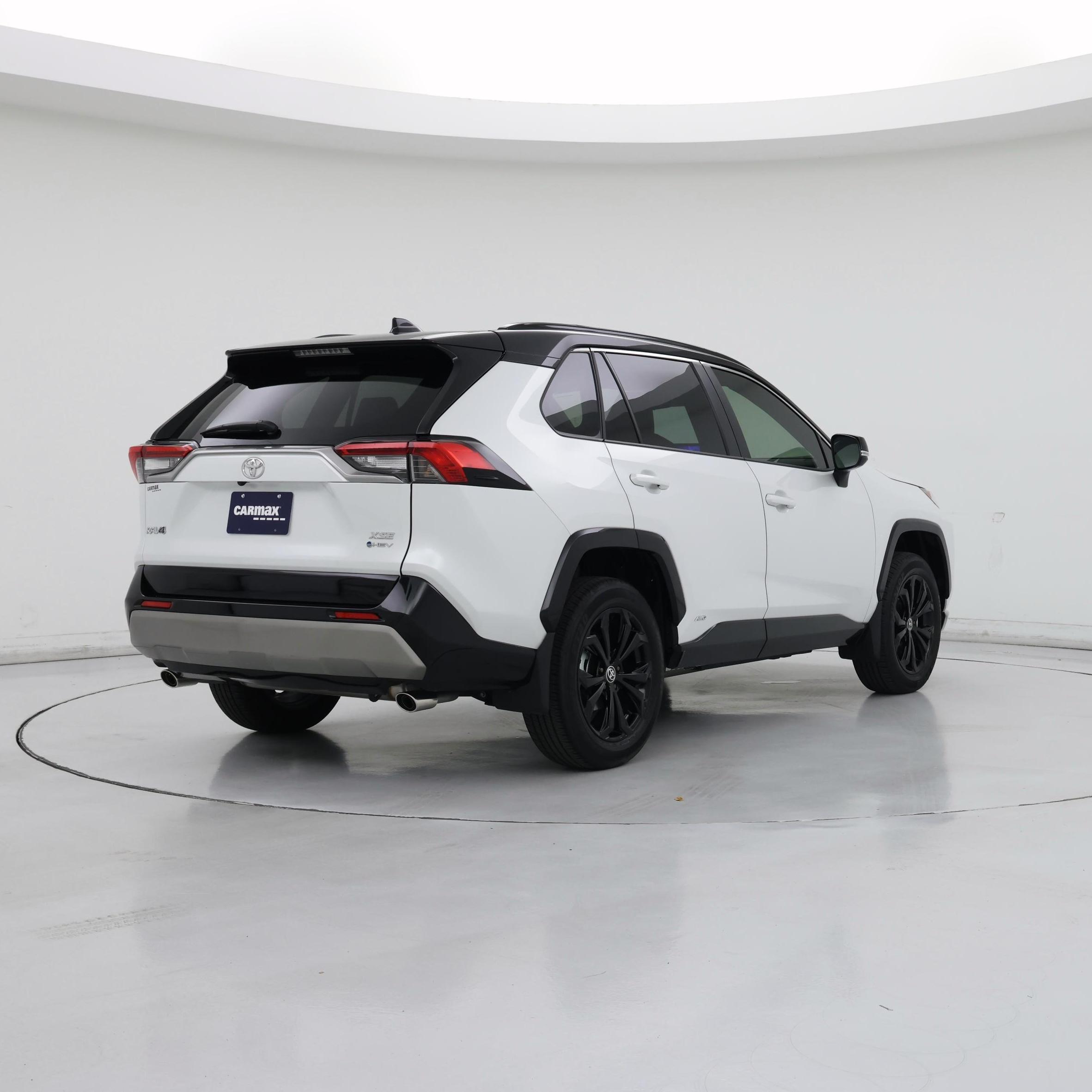 Thumbnail: 2025 Toyota RAV4 - 8