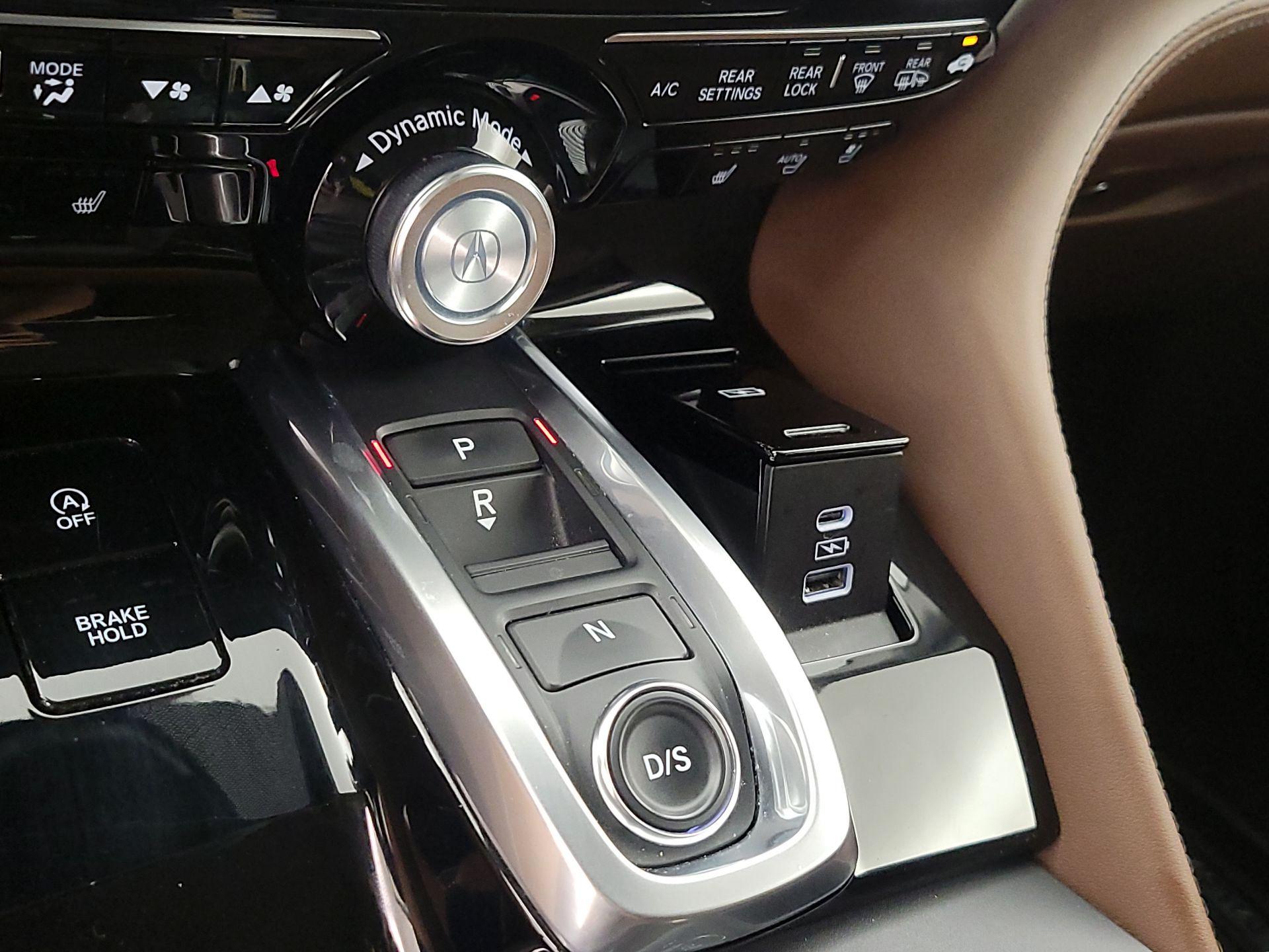 Thumbnail: 2022 Acura MDX - 18