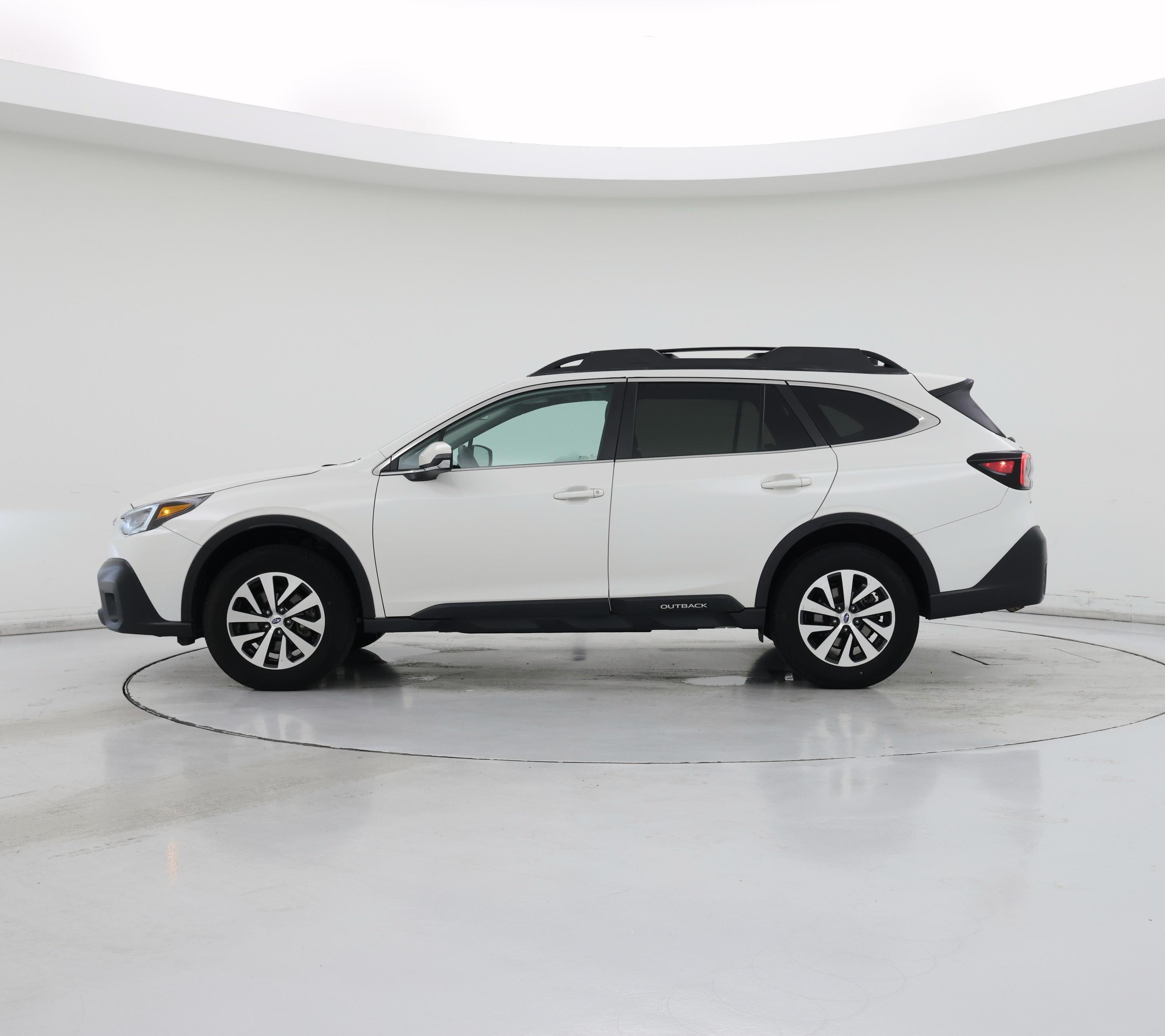Thumbnail: 2020 Subaru Outback - 3