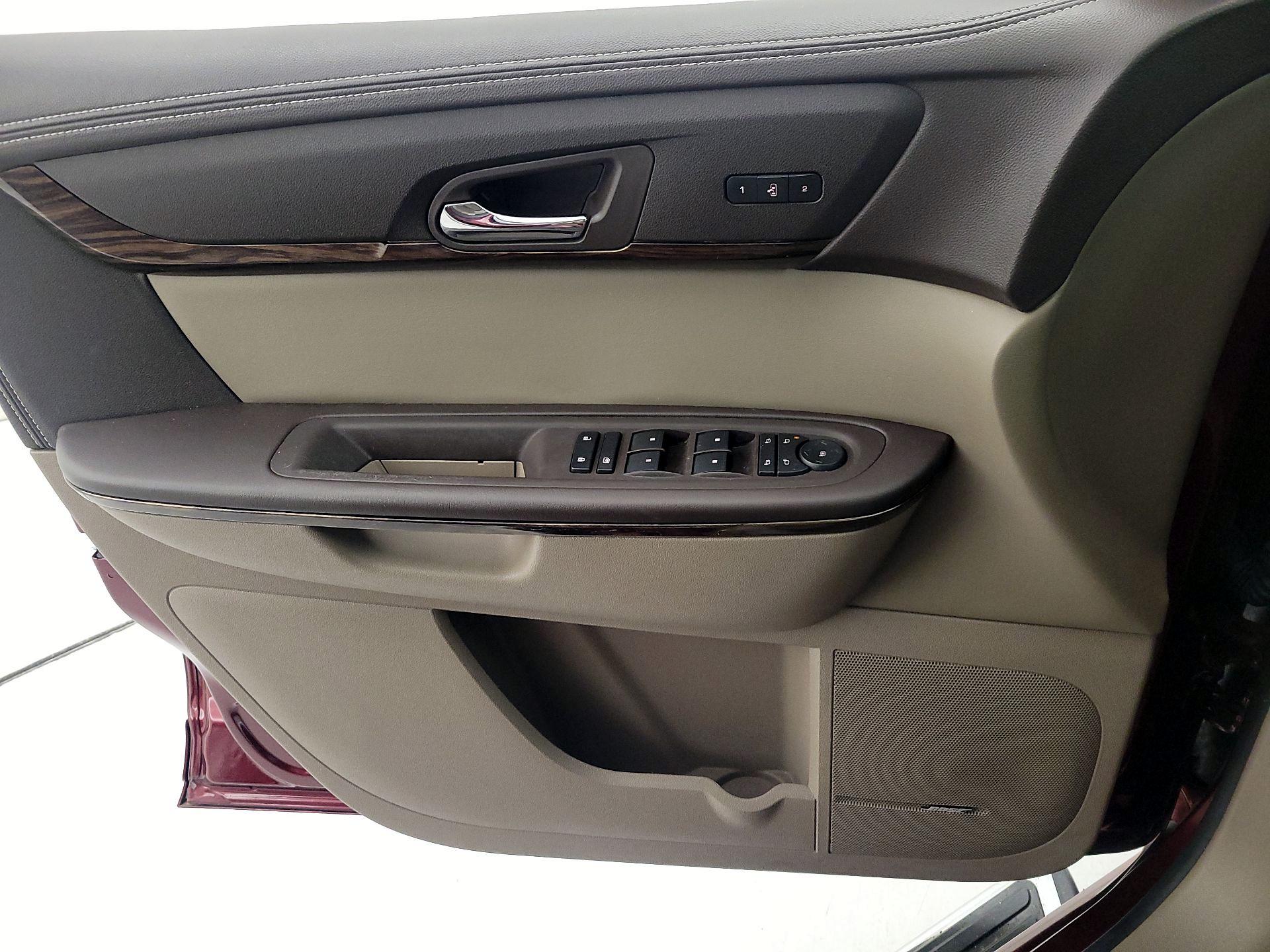 Thumbnail: 2016 GMC Acadia - 12