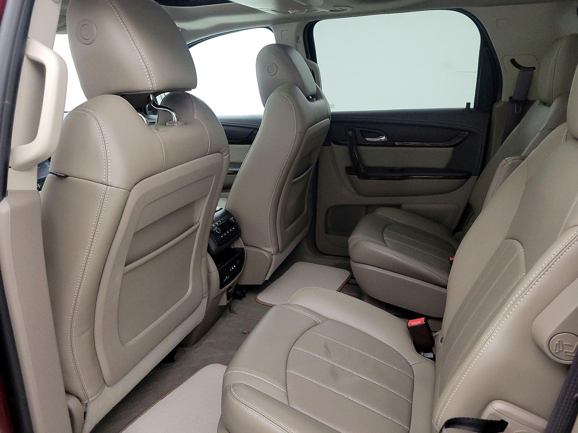 Thumbnail: 2016 GMC Acadia - 20