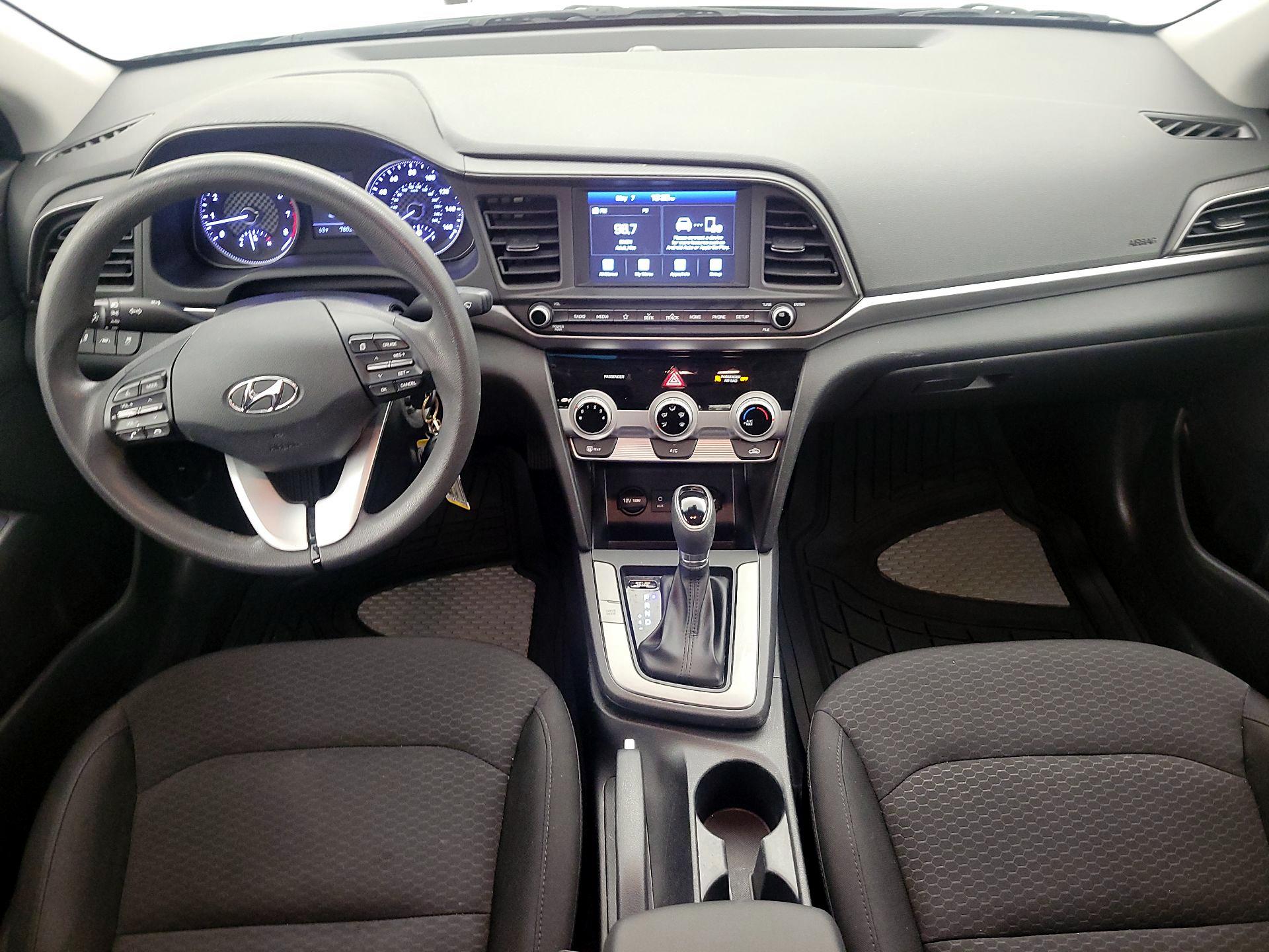 Thumbnail: 2019 Hyundai Elantra - 9