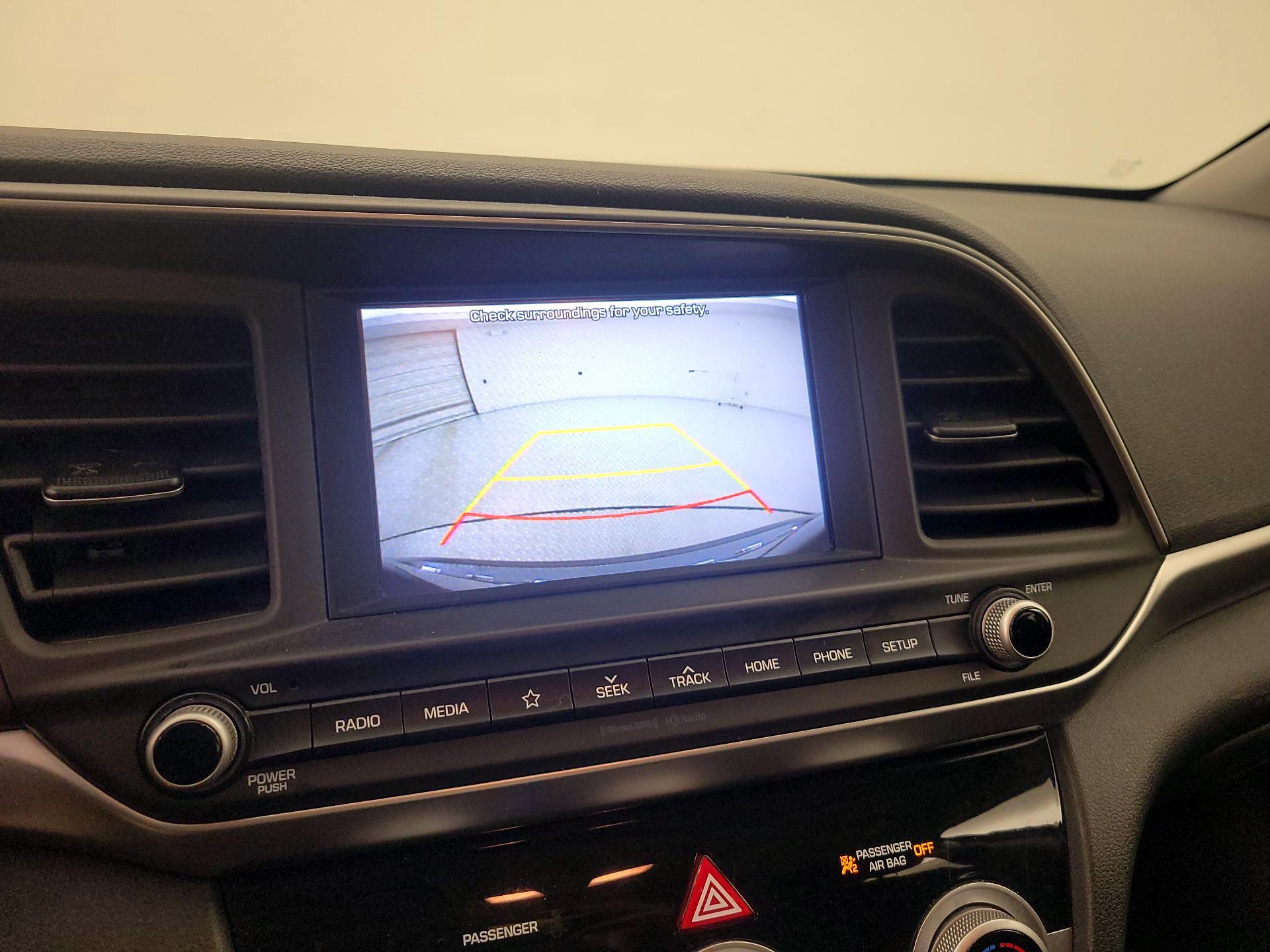 Thumbnail: 2019 Hyundai Elantra - 14