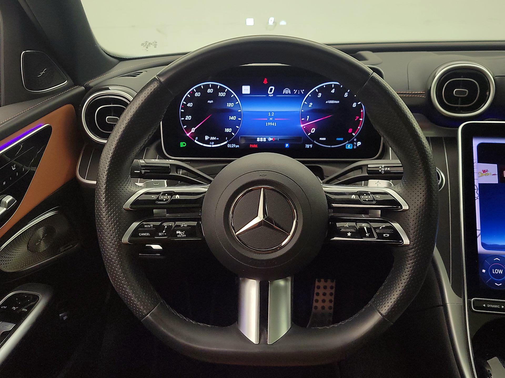 Thumbnail: 2024 Mercedes-Benz C-Class - 10