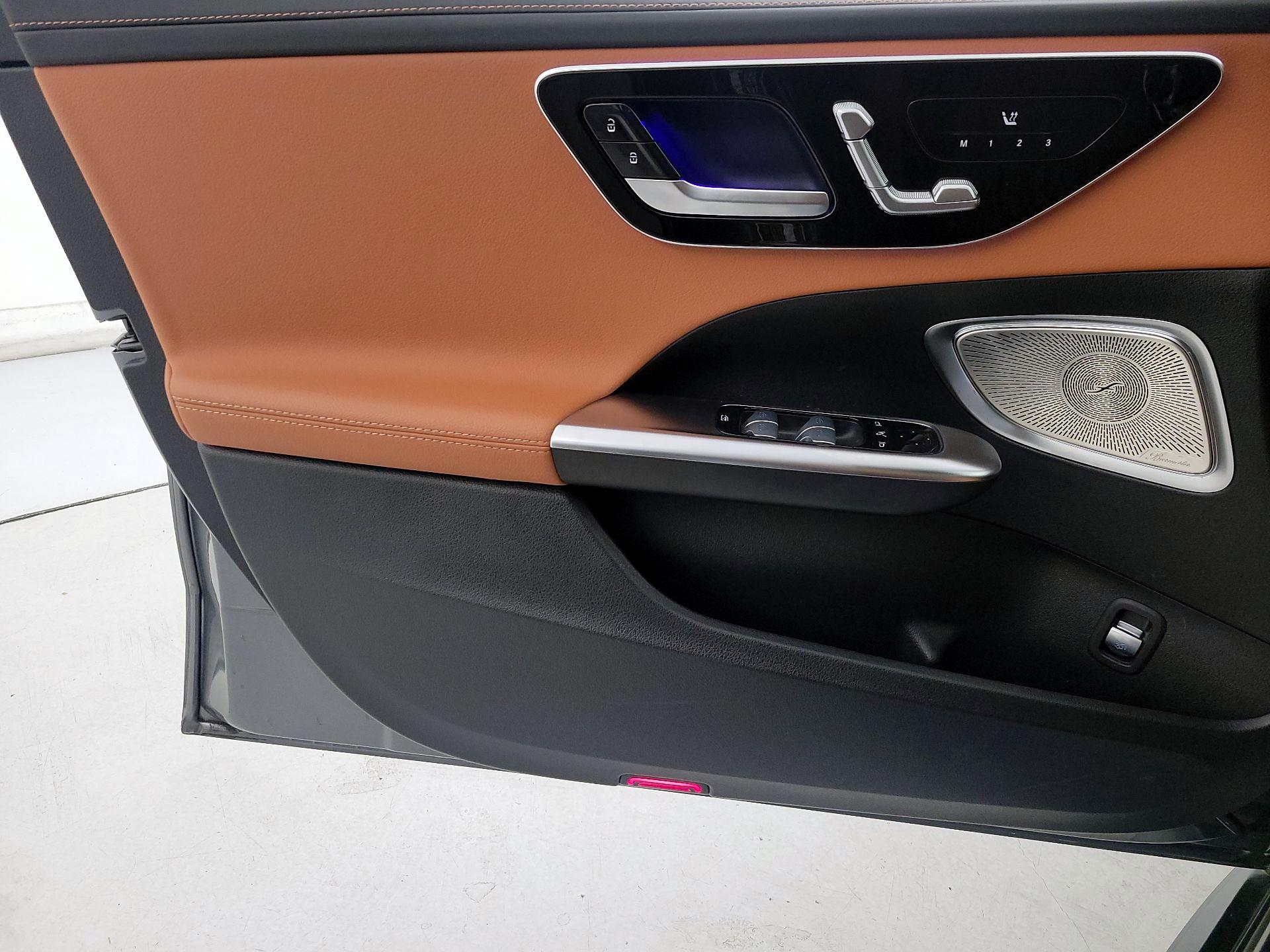 Thumbnail: 2024 Mercedes-Benz C-Class - 12
