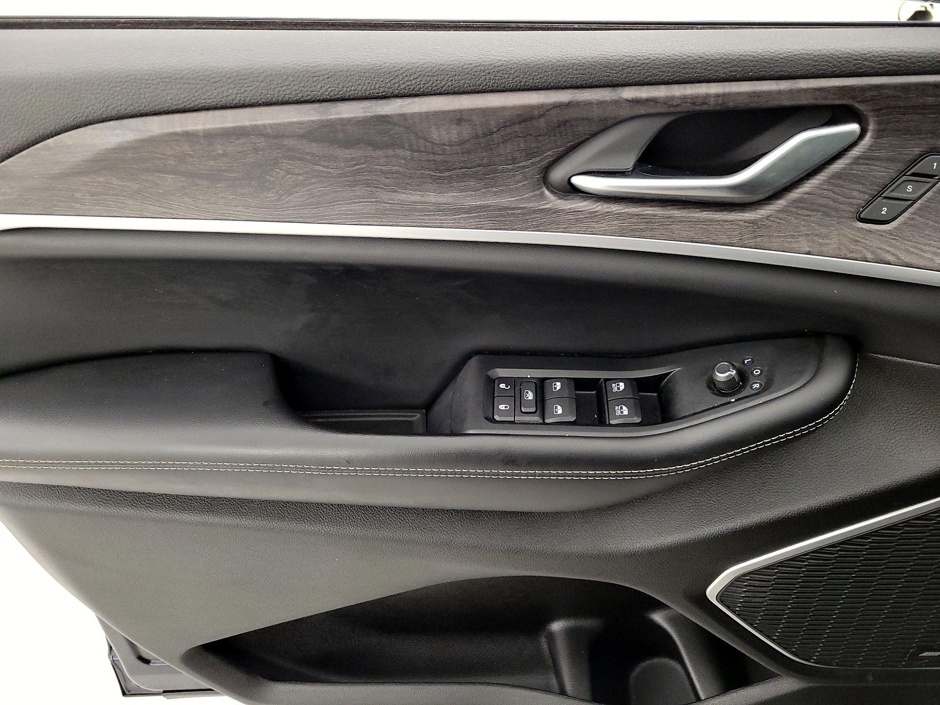 Thumbnail: 2023 Jeep Grand Cherokee - 12