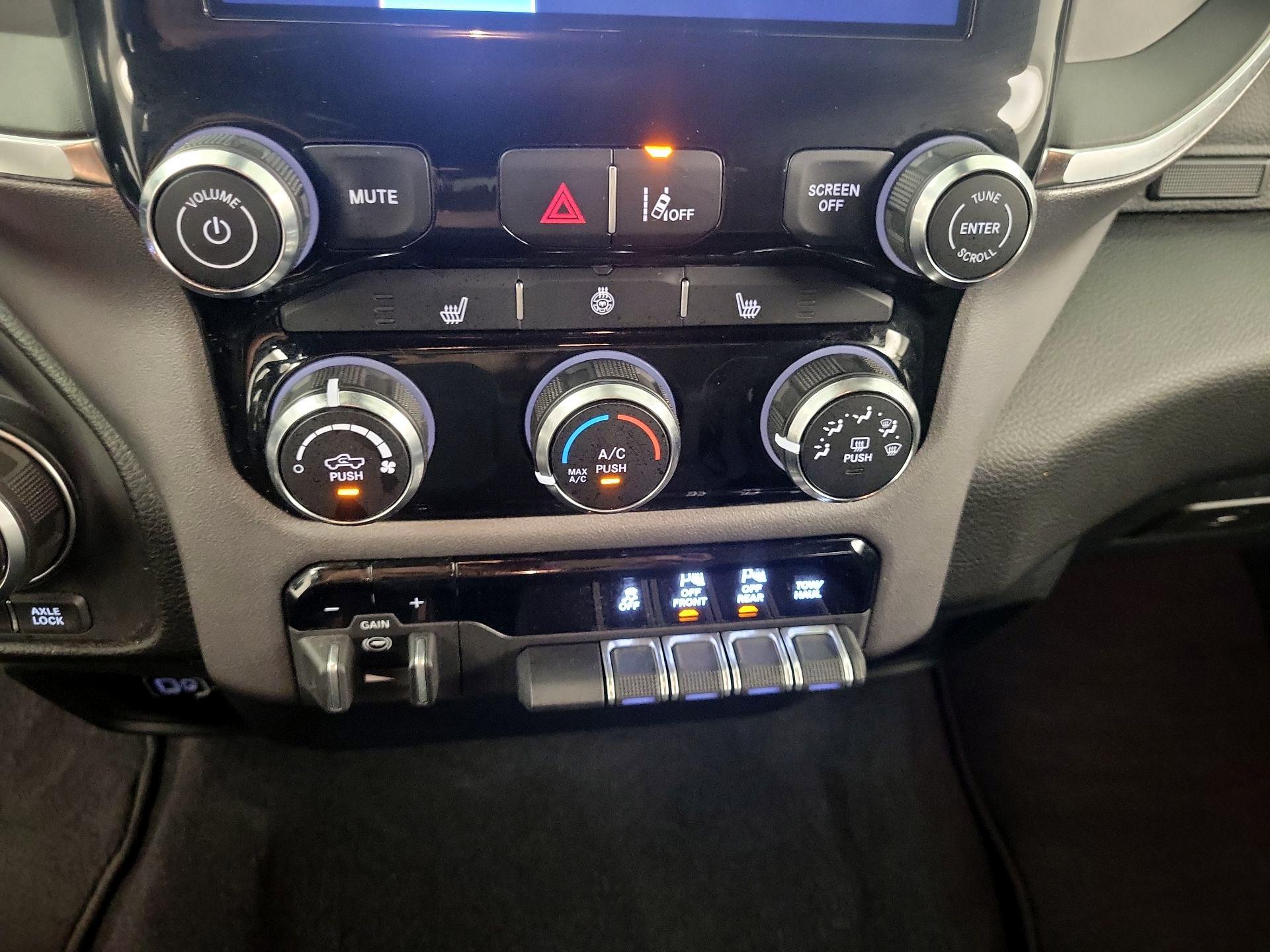 Thumbnail: 2025 RAM 1500 - 14