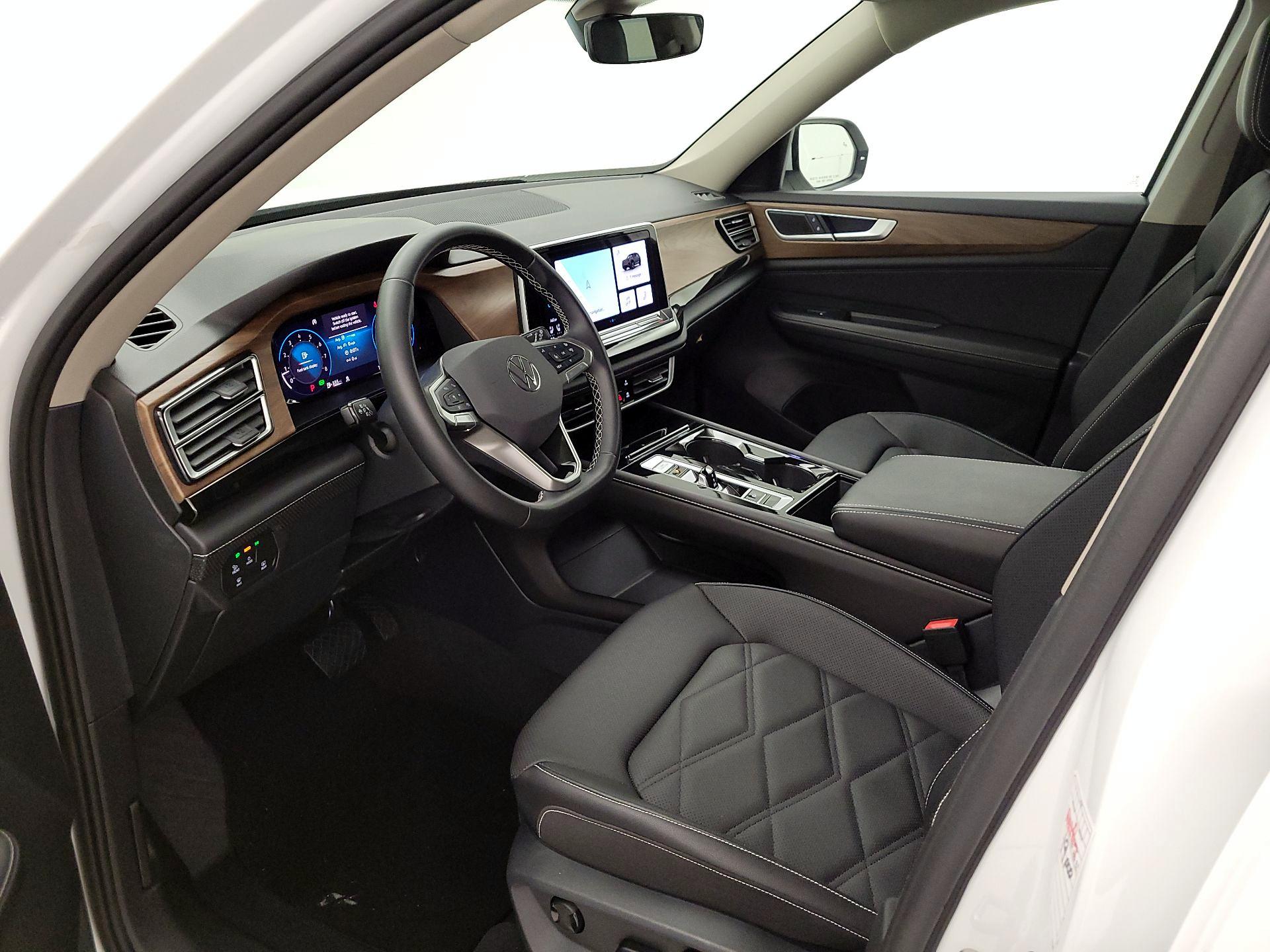 Thumbnail: 2025 Volkswagen Atlas - 11