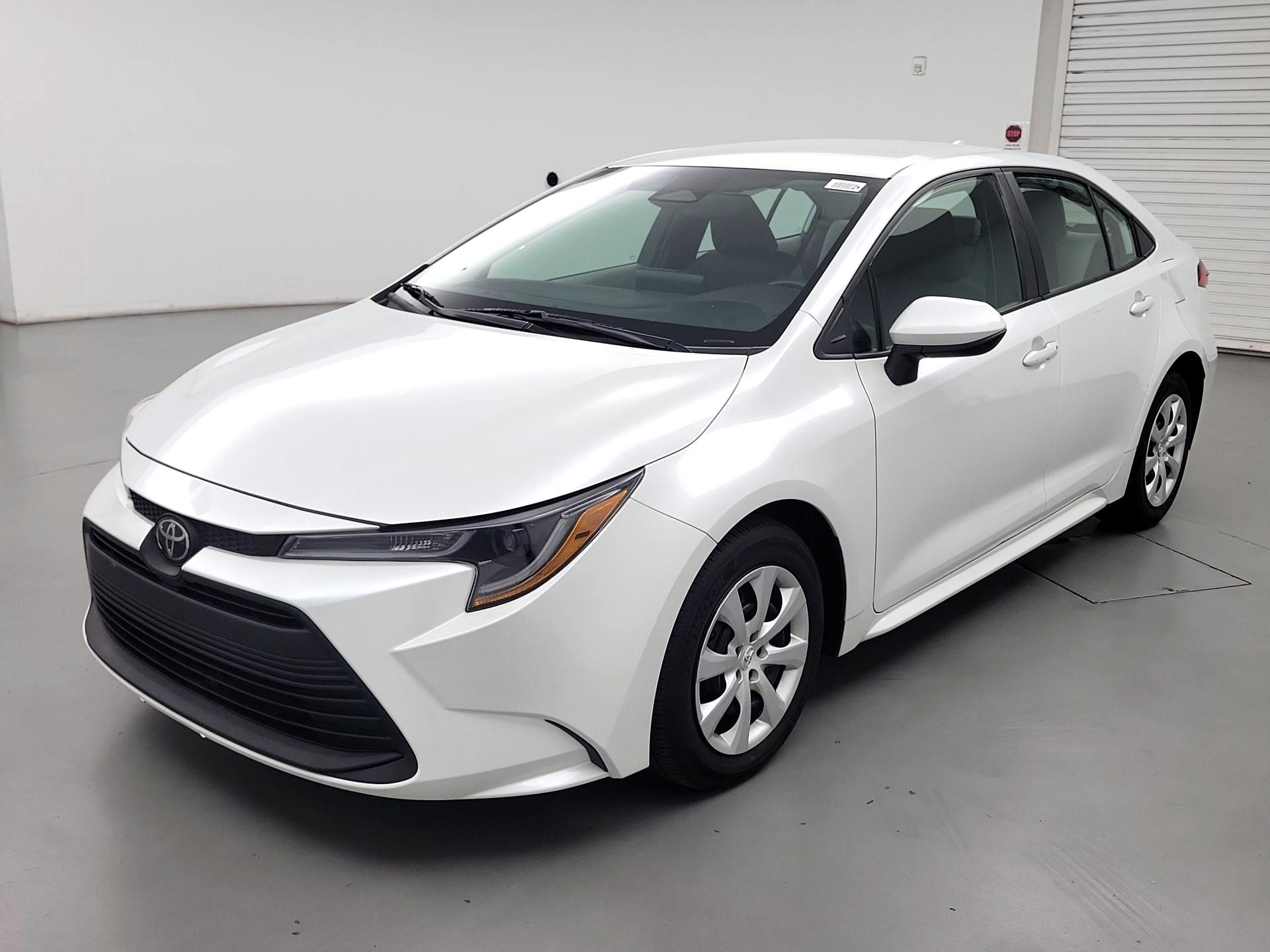 Thumbnail: 2024 Toyota Corolla - 3