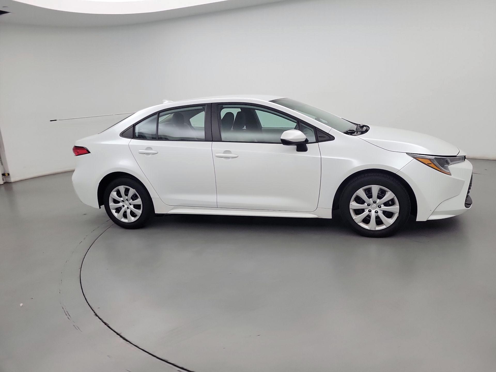 Thumbnail: 2024 Toyota Corolla - 4
