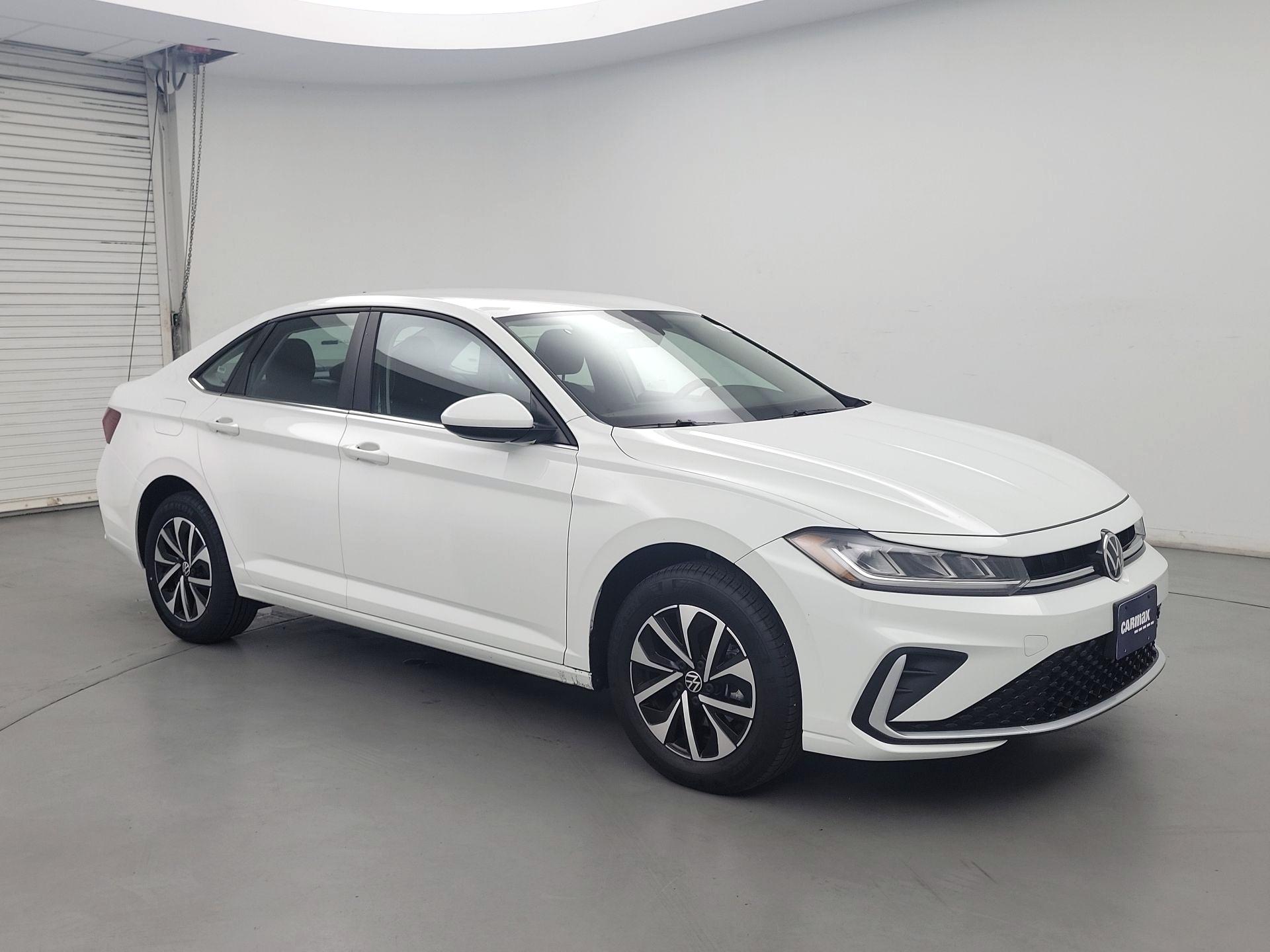 Thumbnail: 2025 Volkswagen Jetta - 1
