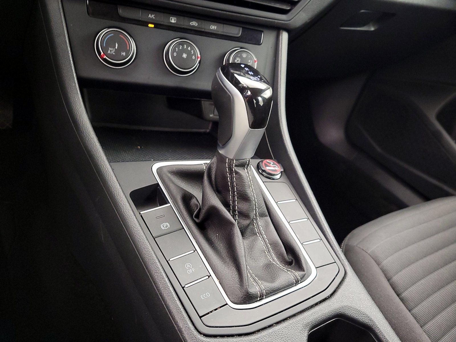 2024 Volkswagen Jetta S - Photo 18