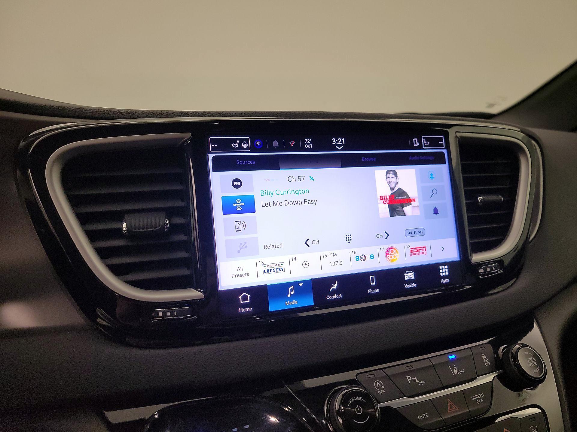 Thumbnail: 2025 Chrysler Pacifica - 15