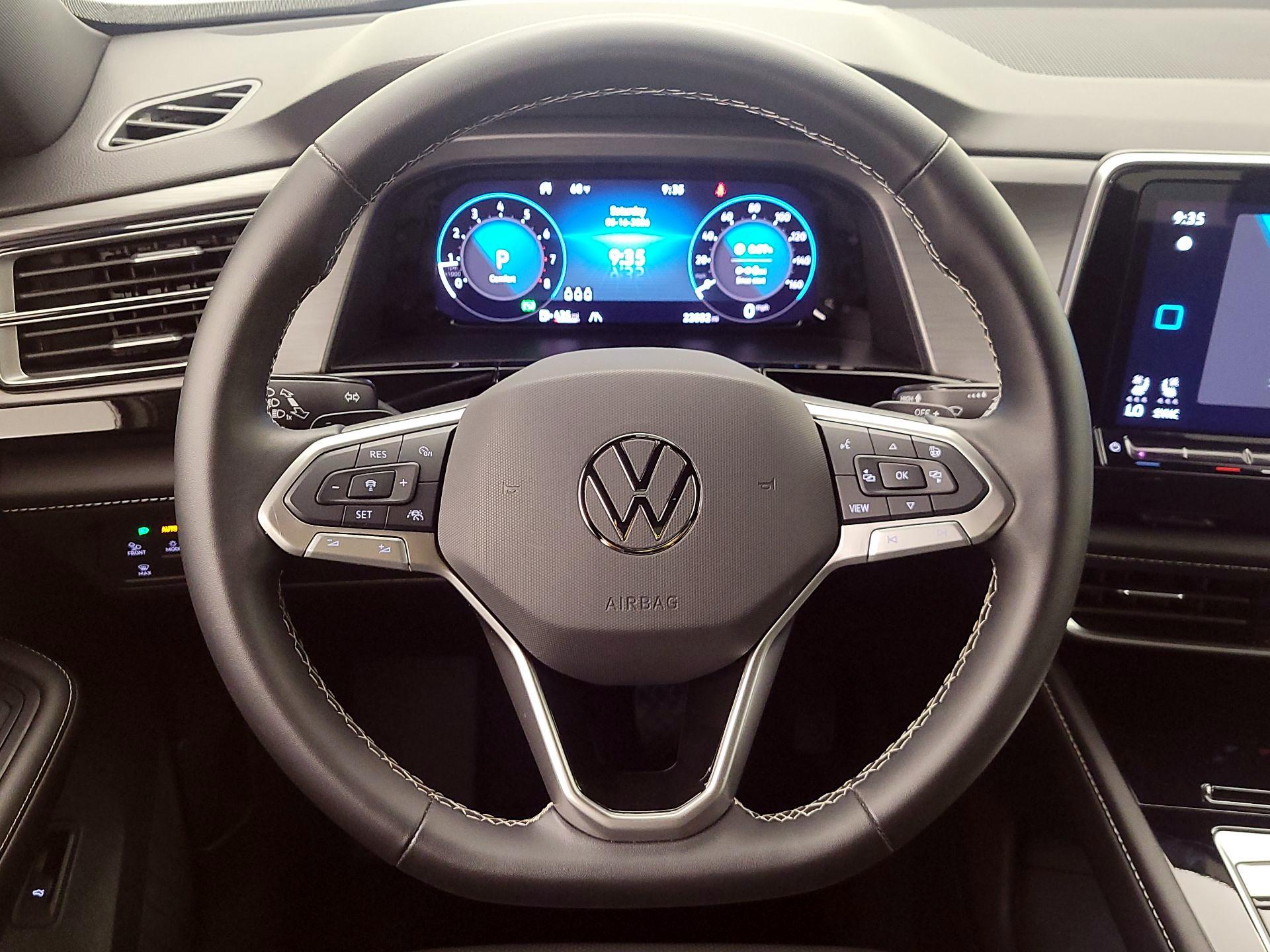 Thumbnail: 2025 Volkswagen Atlas - 10