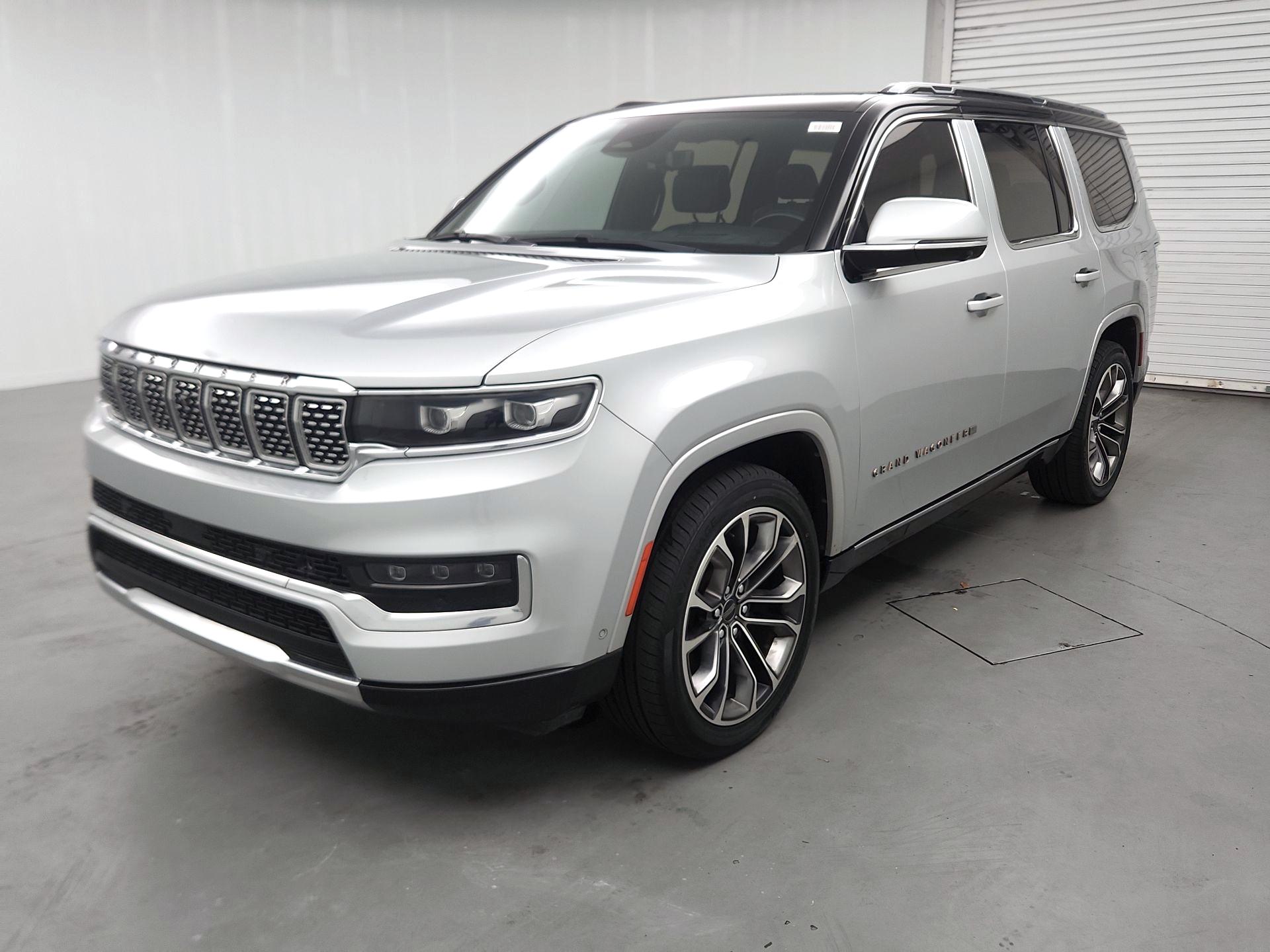 Thumbnail: 2022 Jeep Grand Wagoneer - 3
