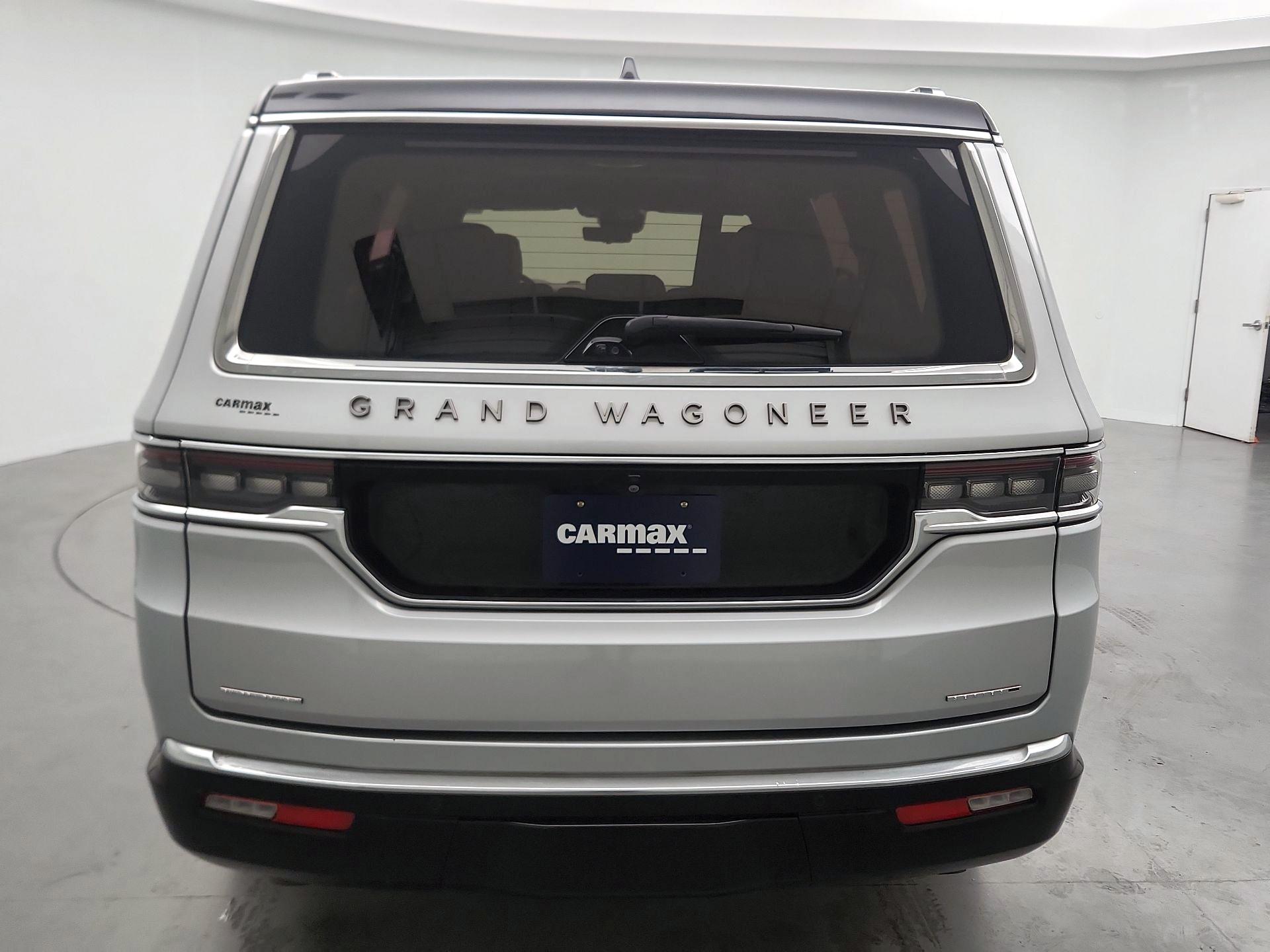 Thumbnail: 2022 Jeep Grand Wagoneer - 6