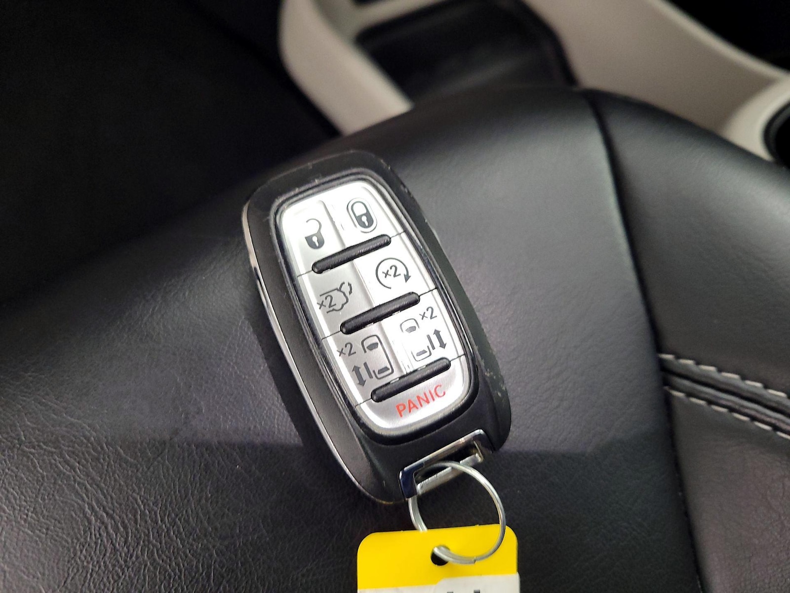 2023 Chrysler Pacifica Touring L - Photo 24