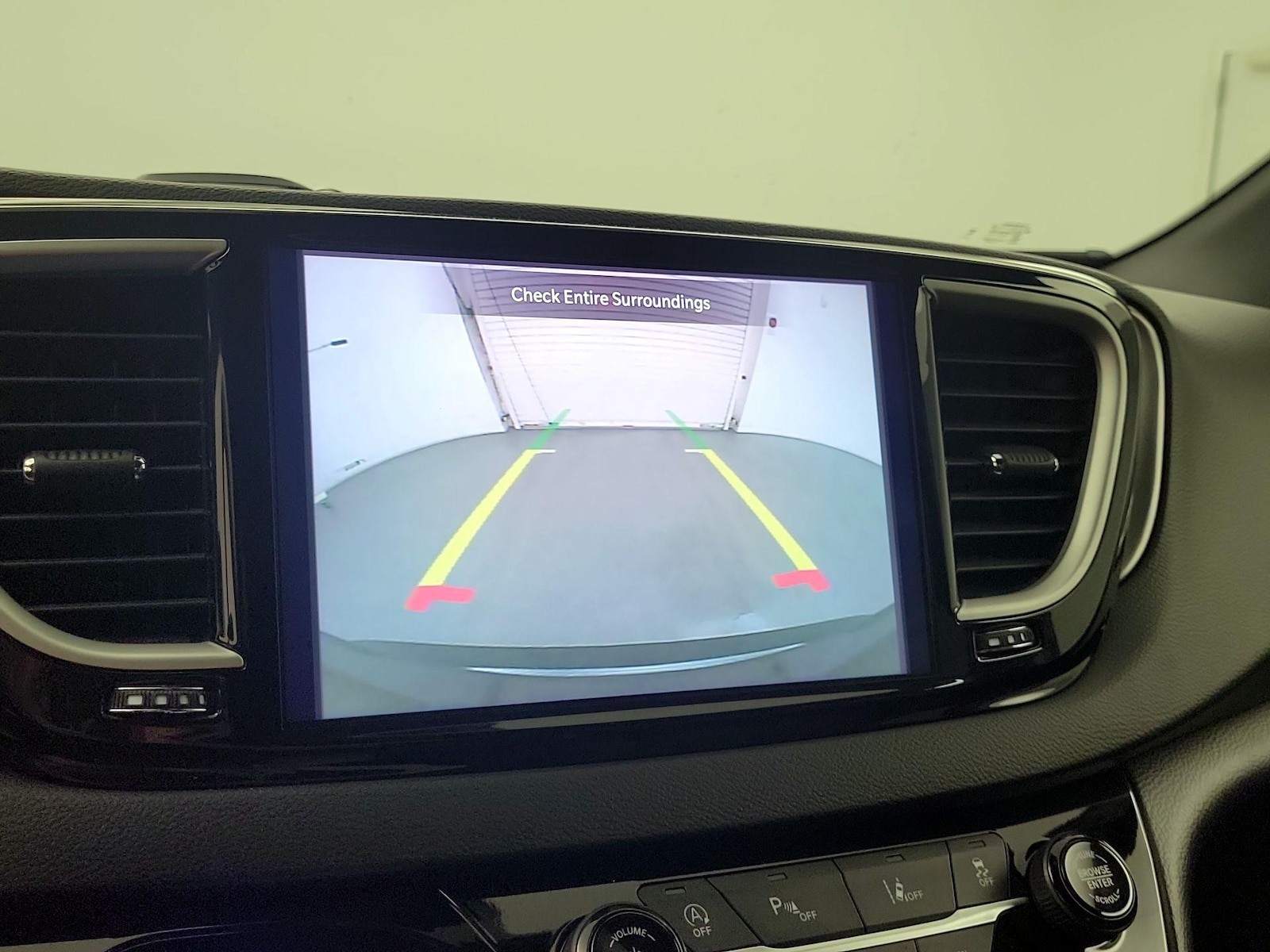 2025 Chrysler Pacifica Select - Photo 13