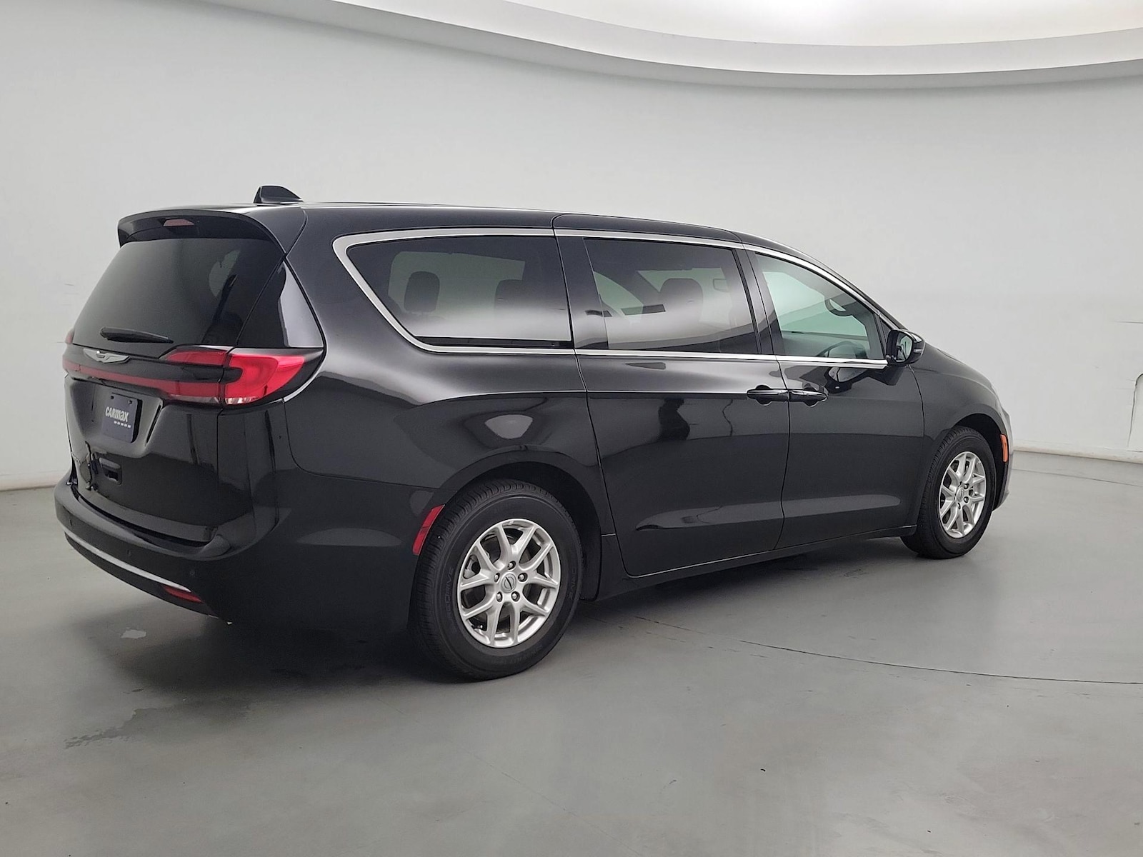 2025 Chrysler Pacifica Select - Photo 5