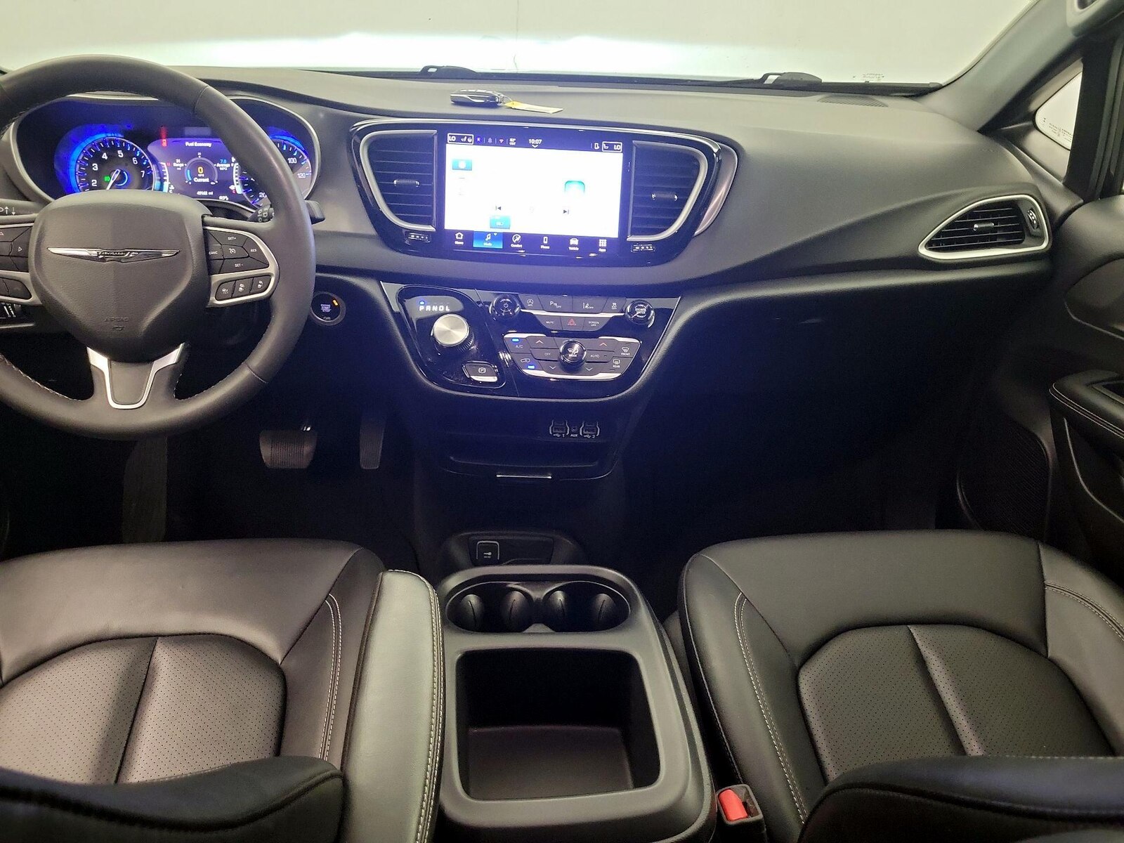 2025 Chrysler Pacifica Select - Photo 8