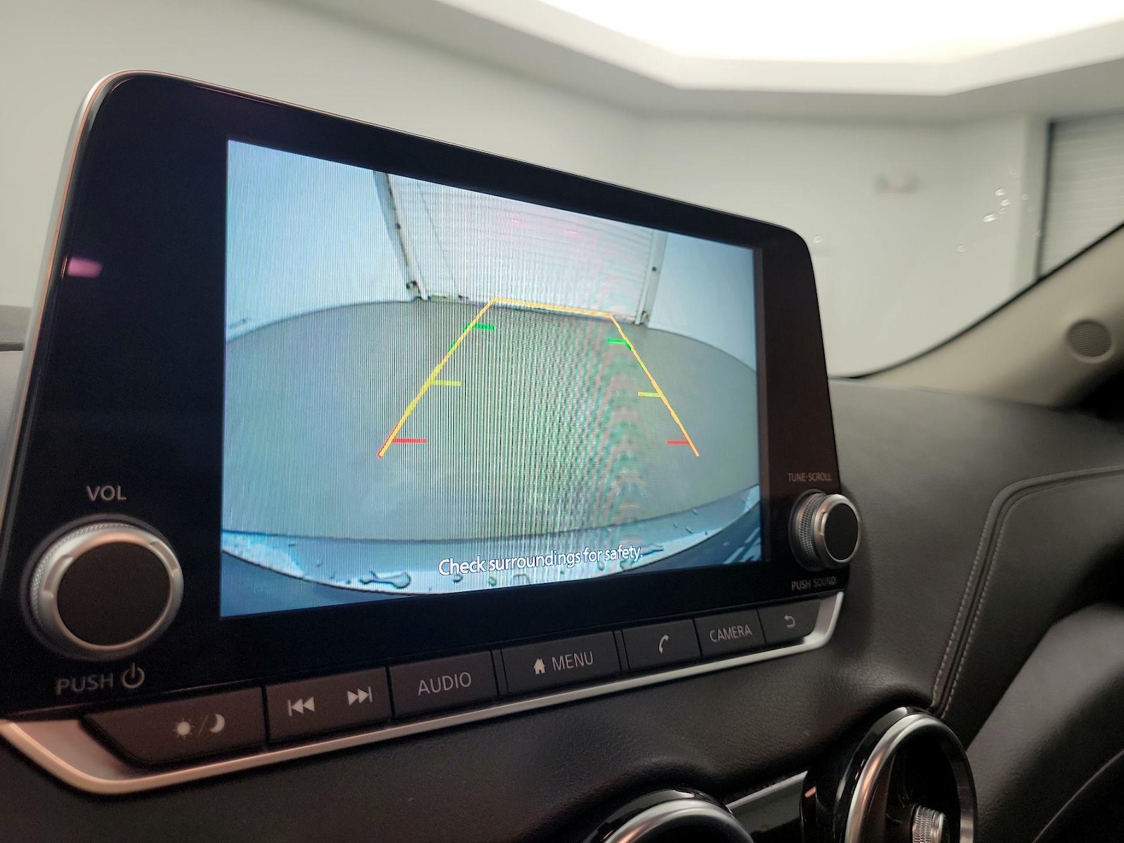2025 Nissan Sentra SV - Photo 13
