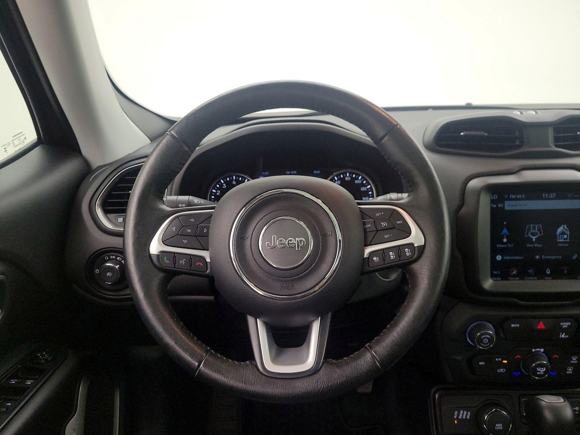 Thumbnail: 2023 Jeep Renegade - 10