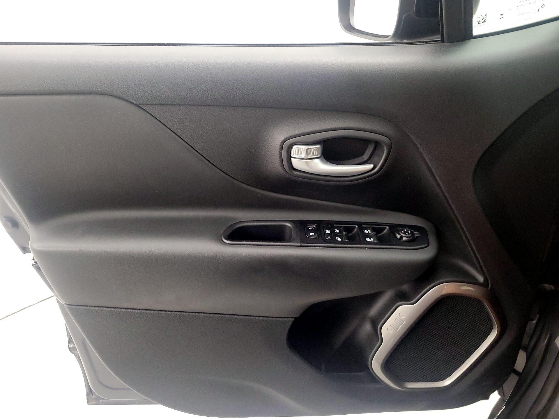 Thumbnail: 2023 Jeep Renegade - 12