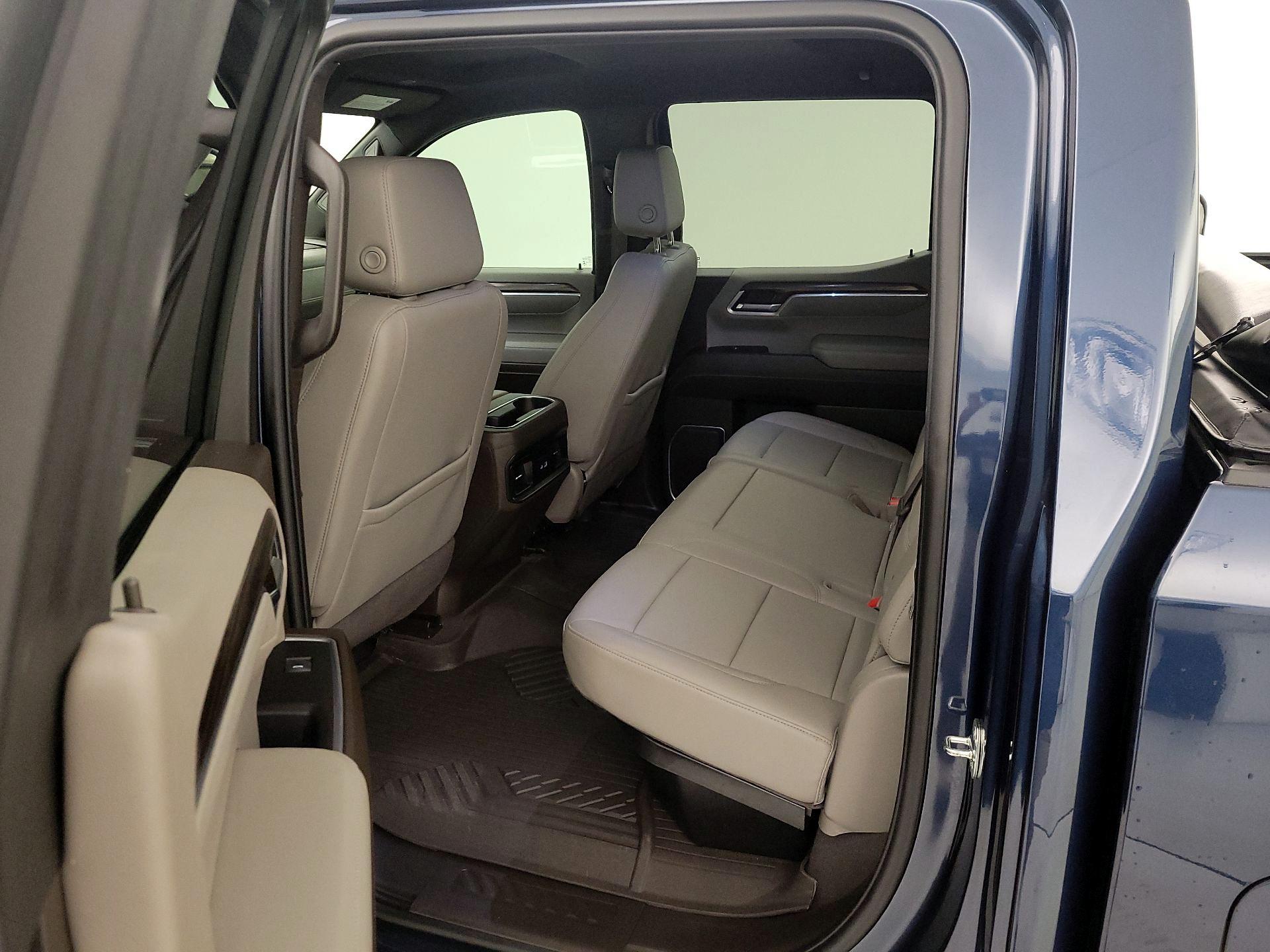 Thumbnail: 2022 Chevrolet Silverado 1500 - 20