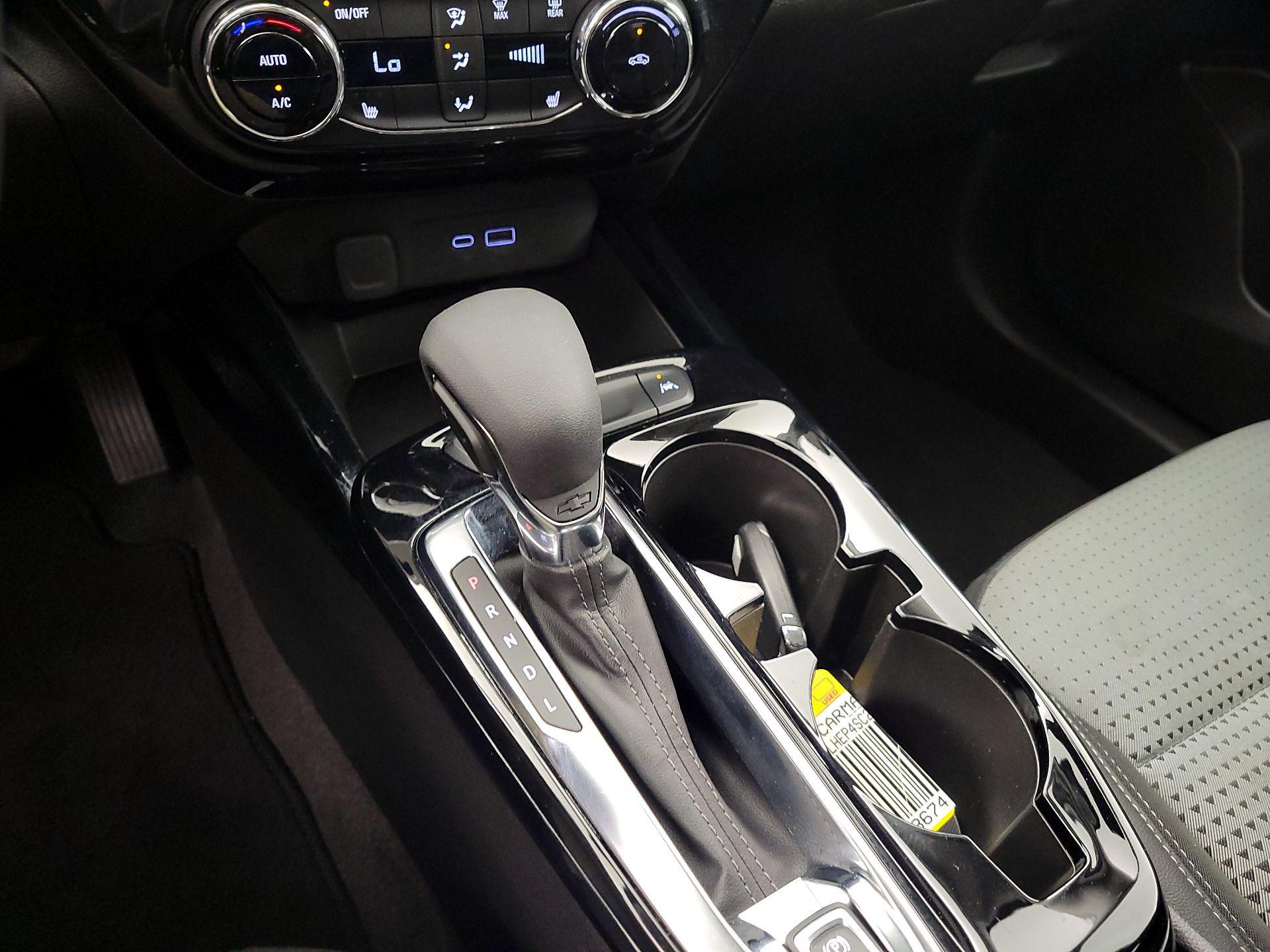 Thumbnail: 2025 Chevrolet Trax - 17
