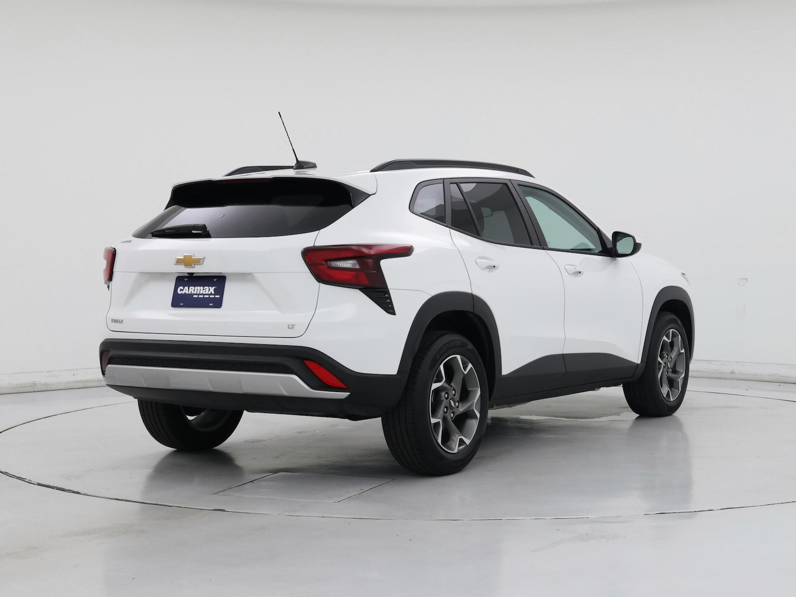 2025 Chevrolet Trax LT - Photo 9