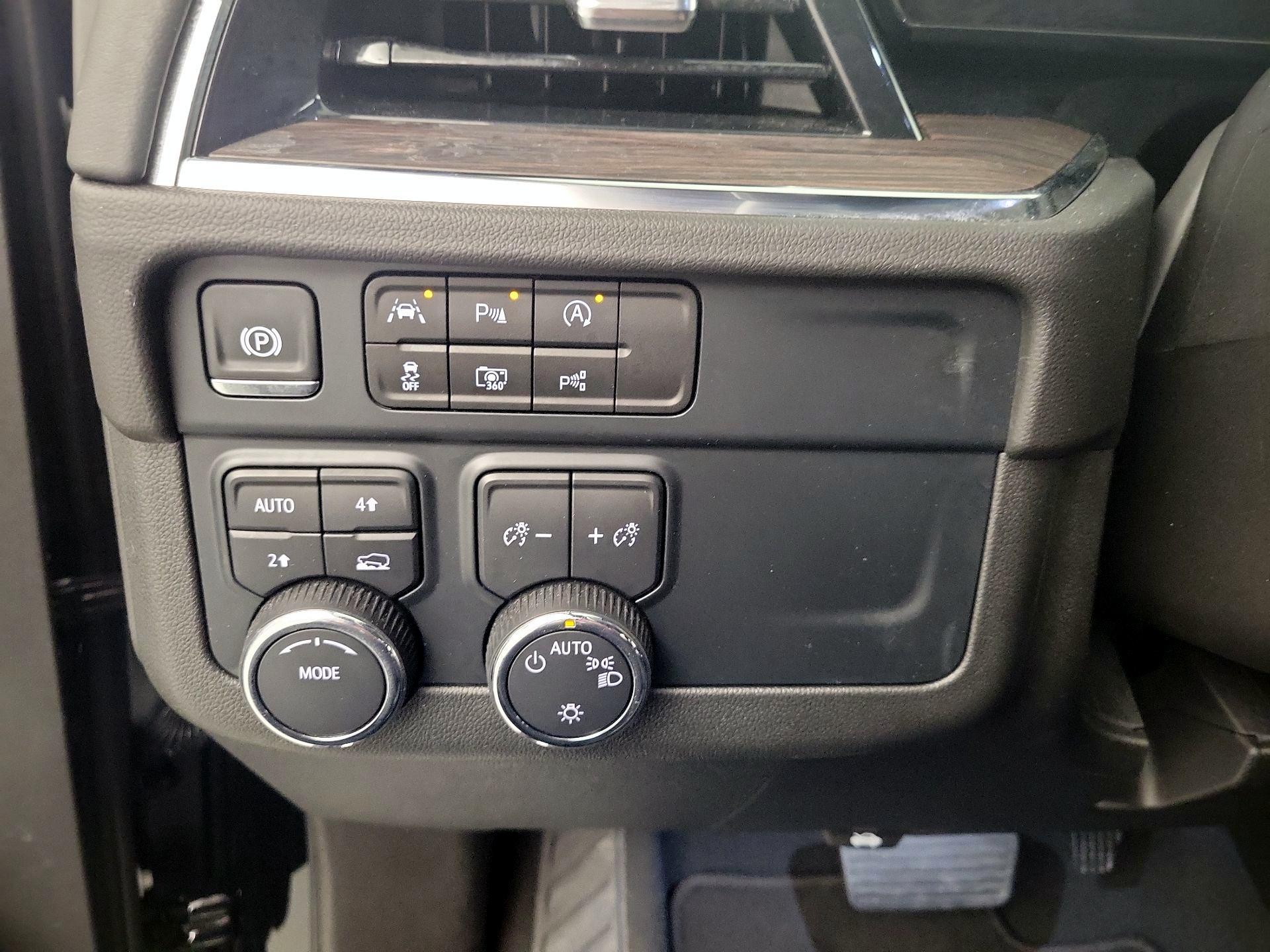 Thumbnail: 2025 Chevrolet Tahoe - 11