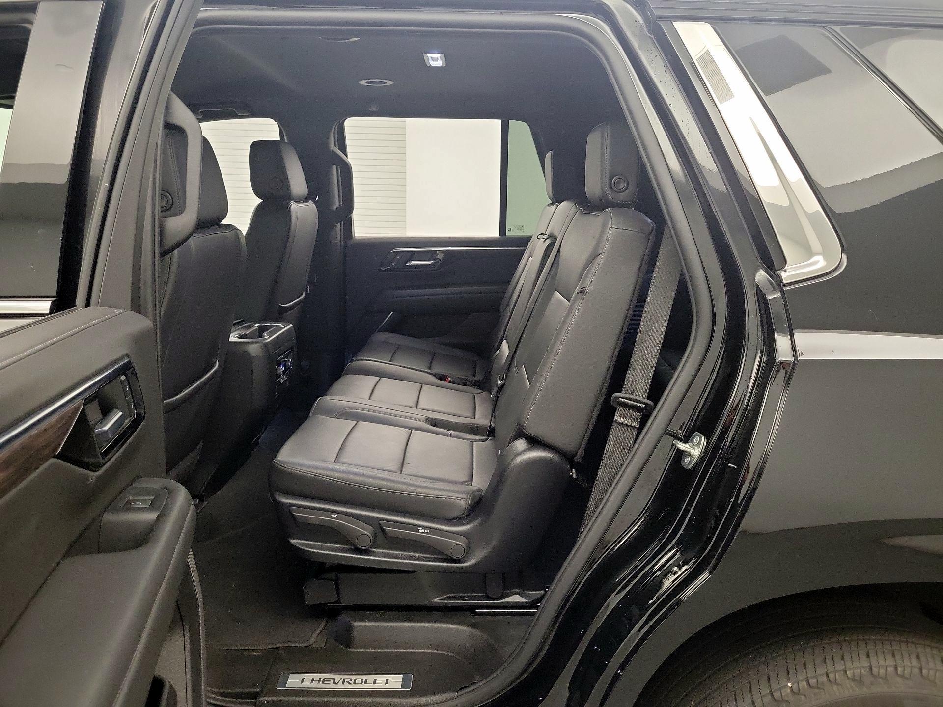 Thumbnail: 2025 Chevrolet Tahoe - 18