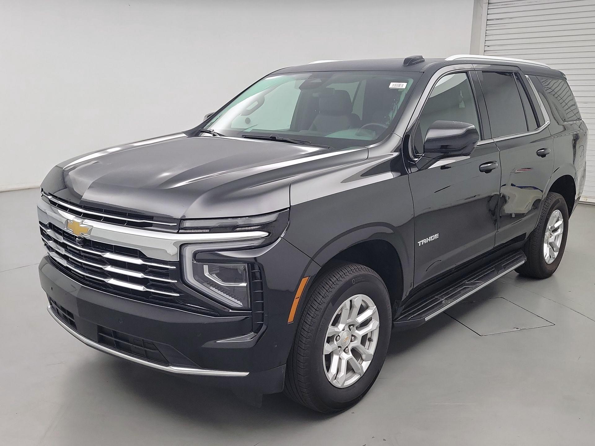 Thumbnail: 2025 Chevrolet Tahoe - 3