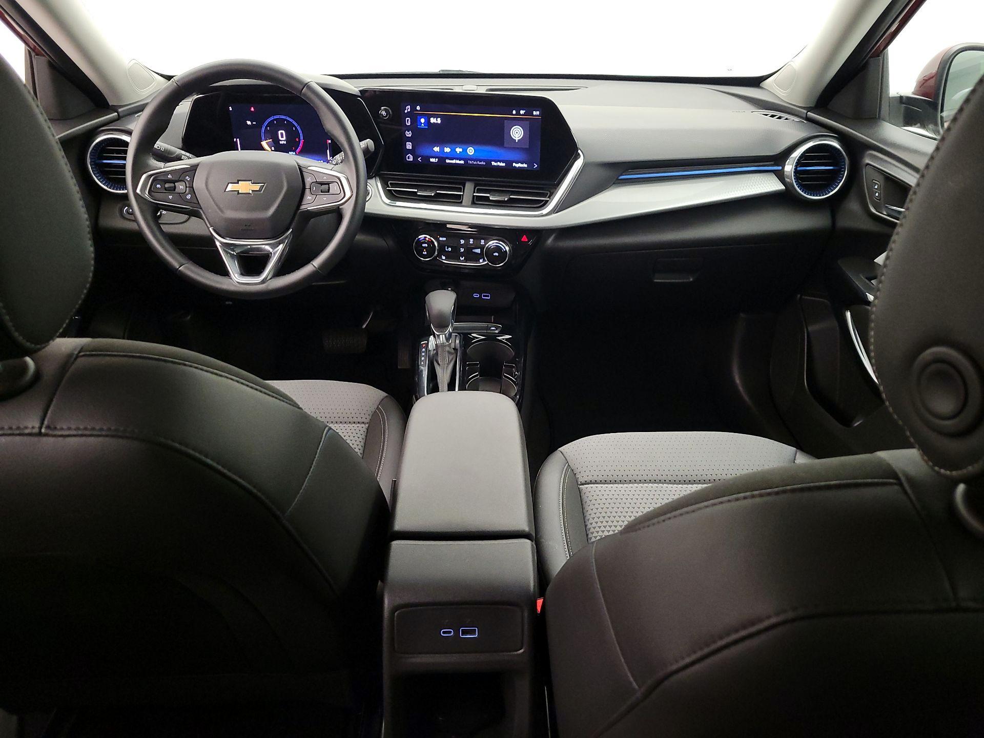 Thumbnail: 2025 Chevrolet Trax - 9