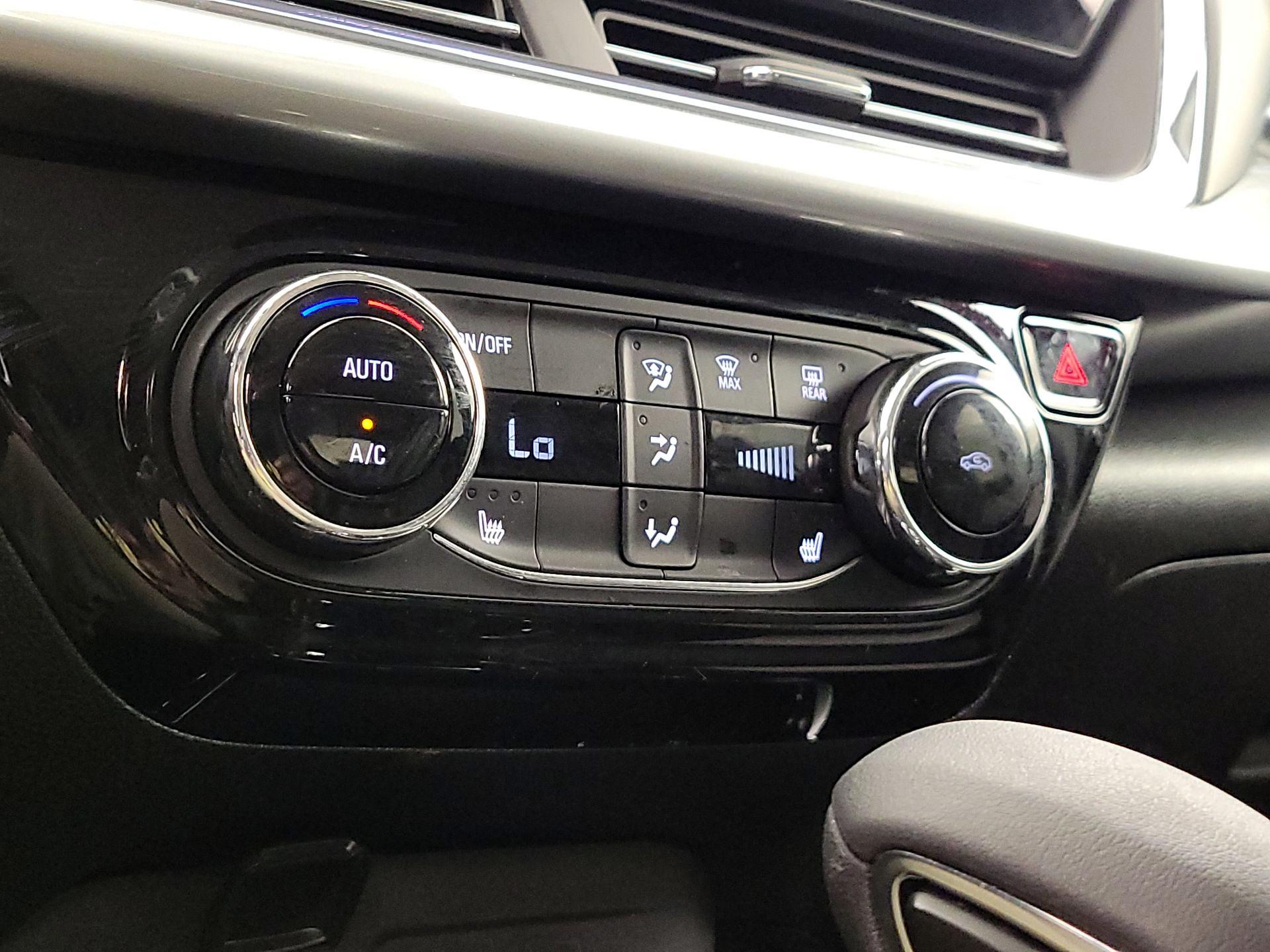 Thumbnail: 2025 Chevrolet Trax - 16