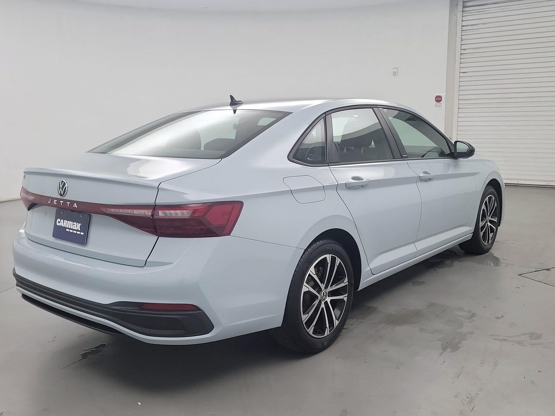 Thumbnail: 2025 Volkswagen Jetta - 5