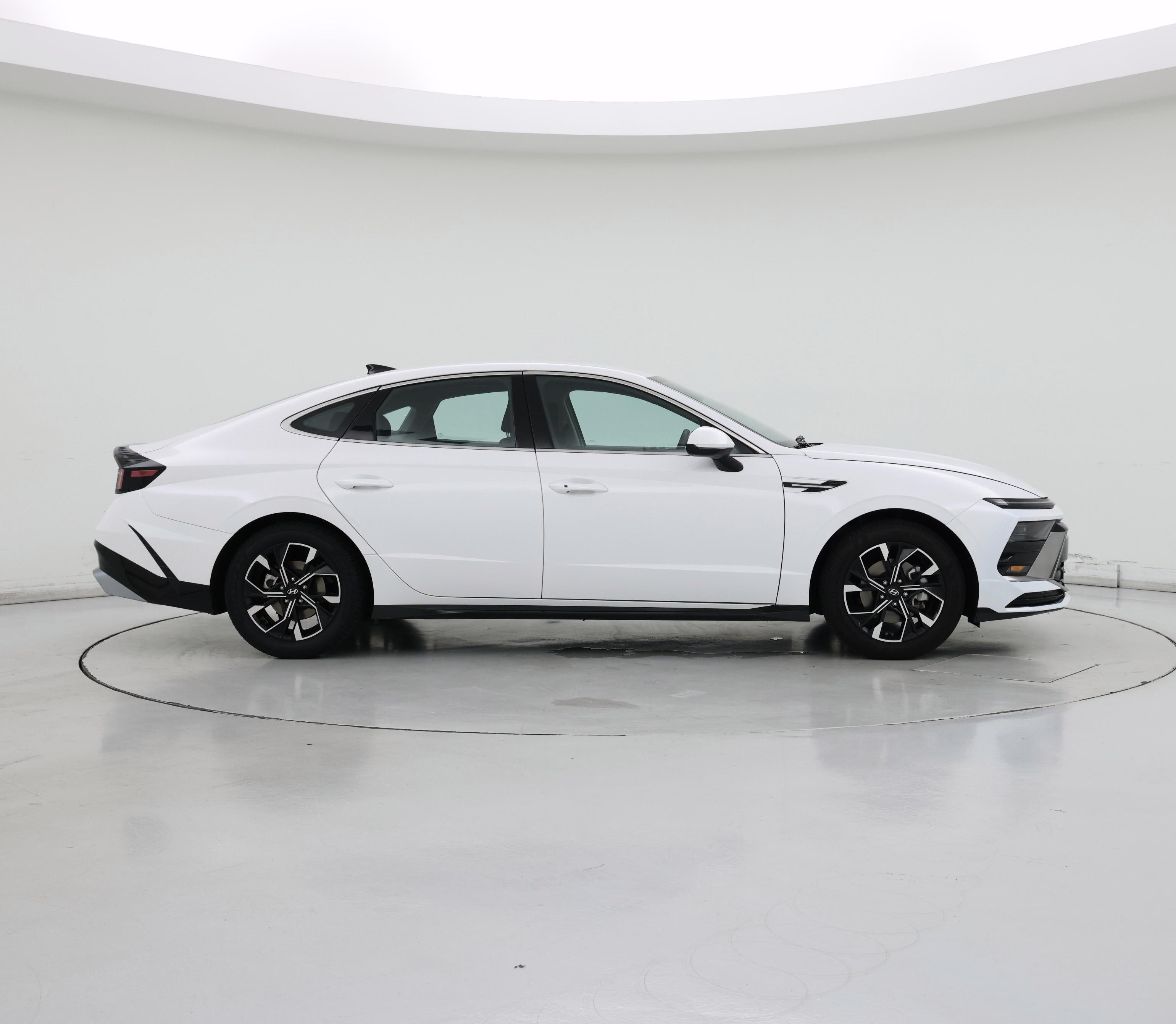 Thumbnail: 2025 Hyundai Sonata - 7