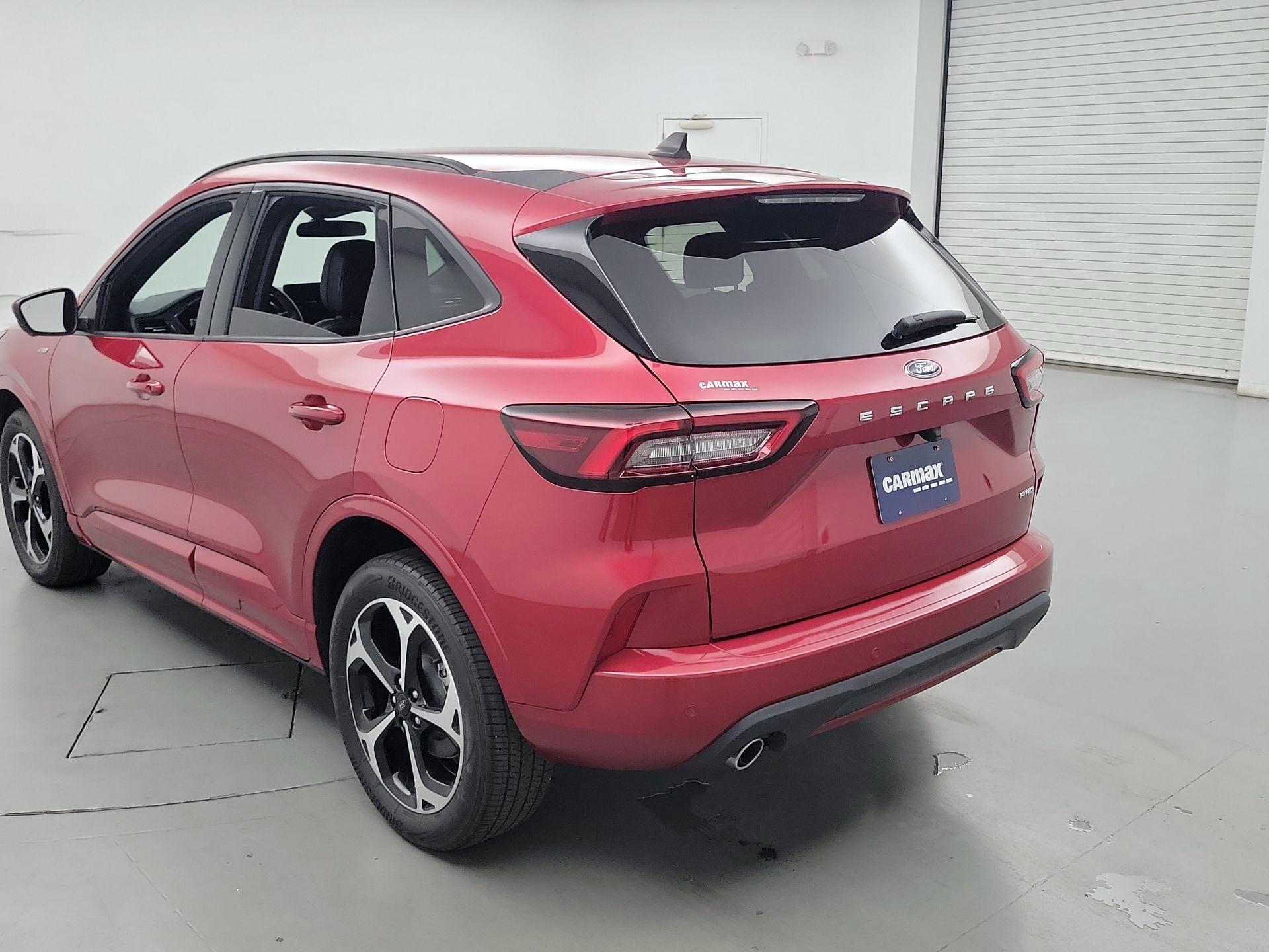 Thumbnail: 2023 Ford Escape - 7