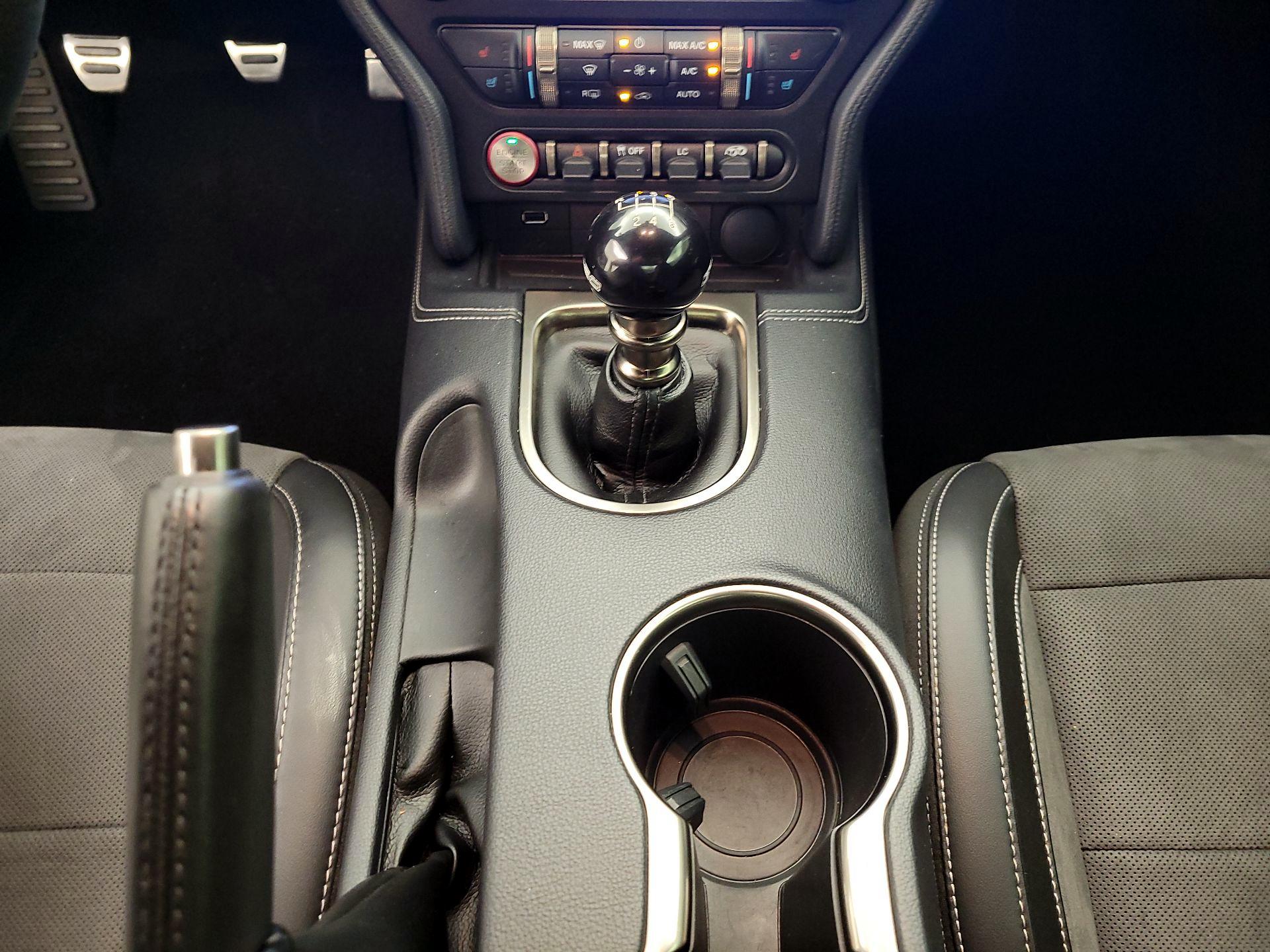 Thumbnail: 2019 Ford Mustang - 18