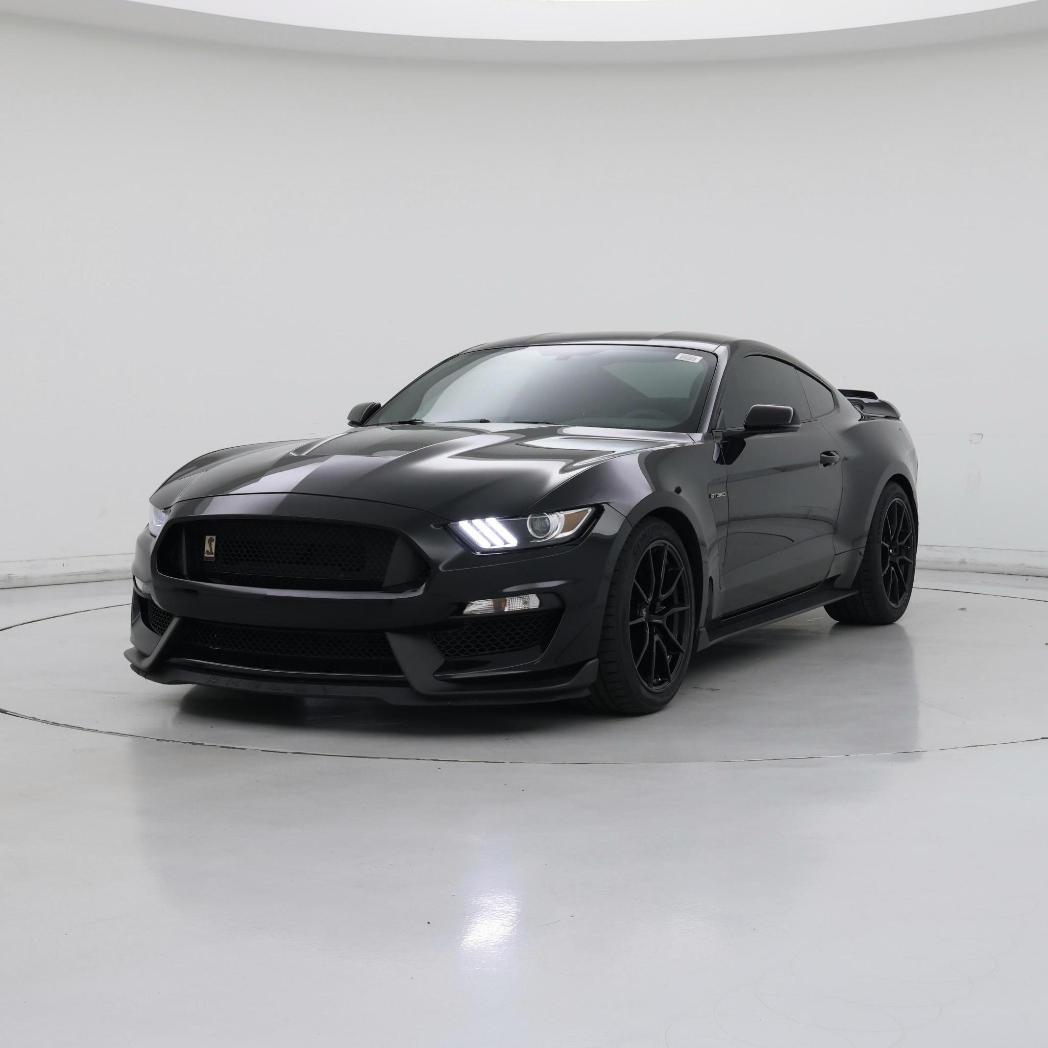 Thumbnail: 2019 Ford Mustang - 4