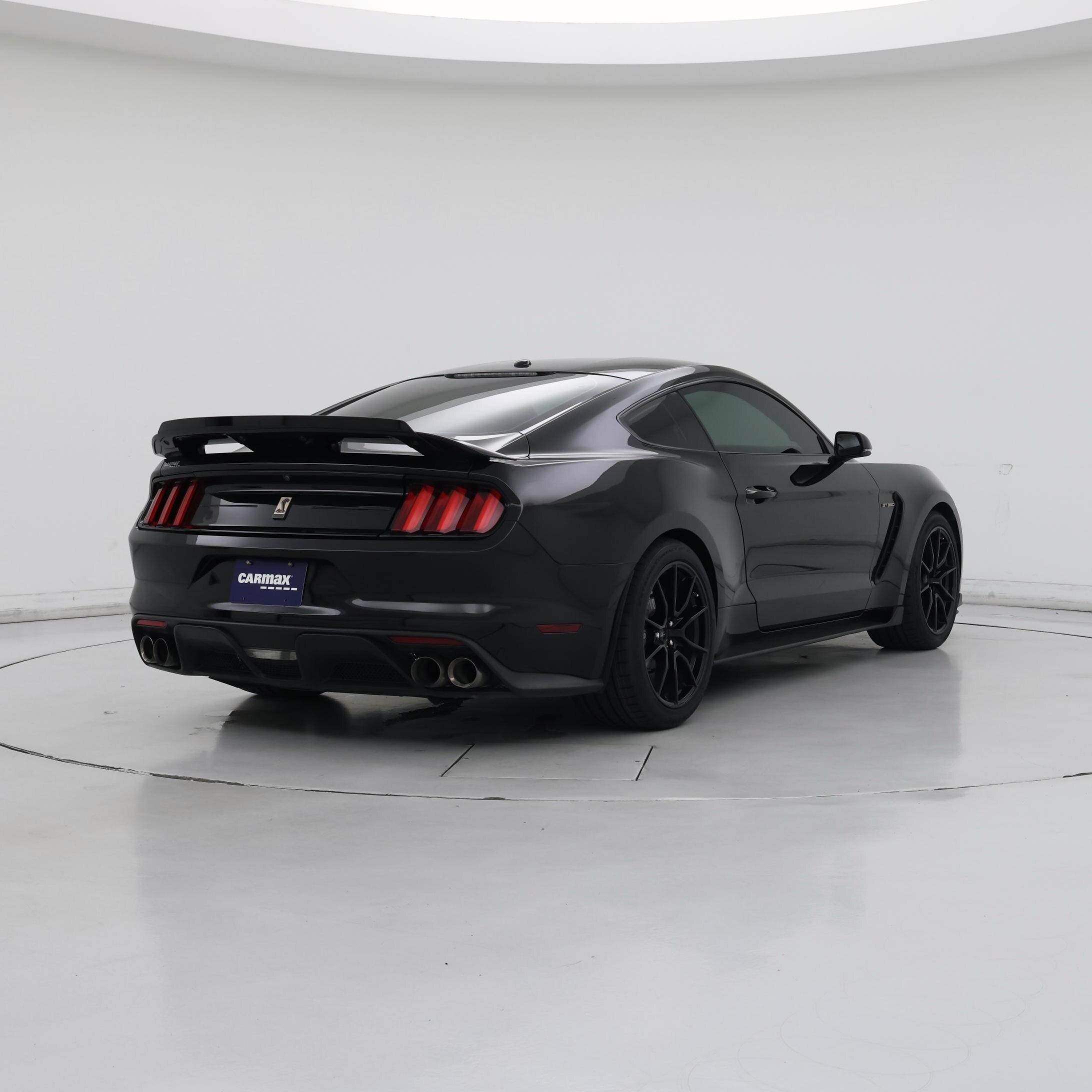 Thumbnail: 2019 Ford Mustang - 8