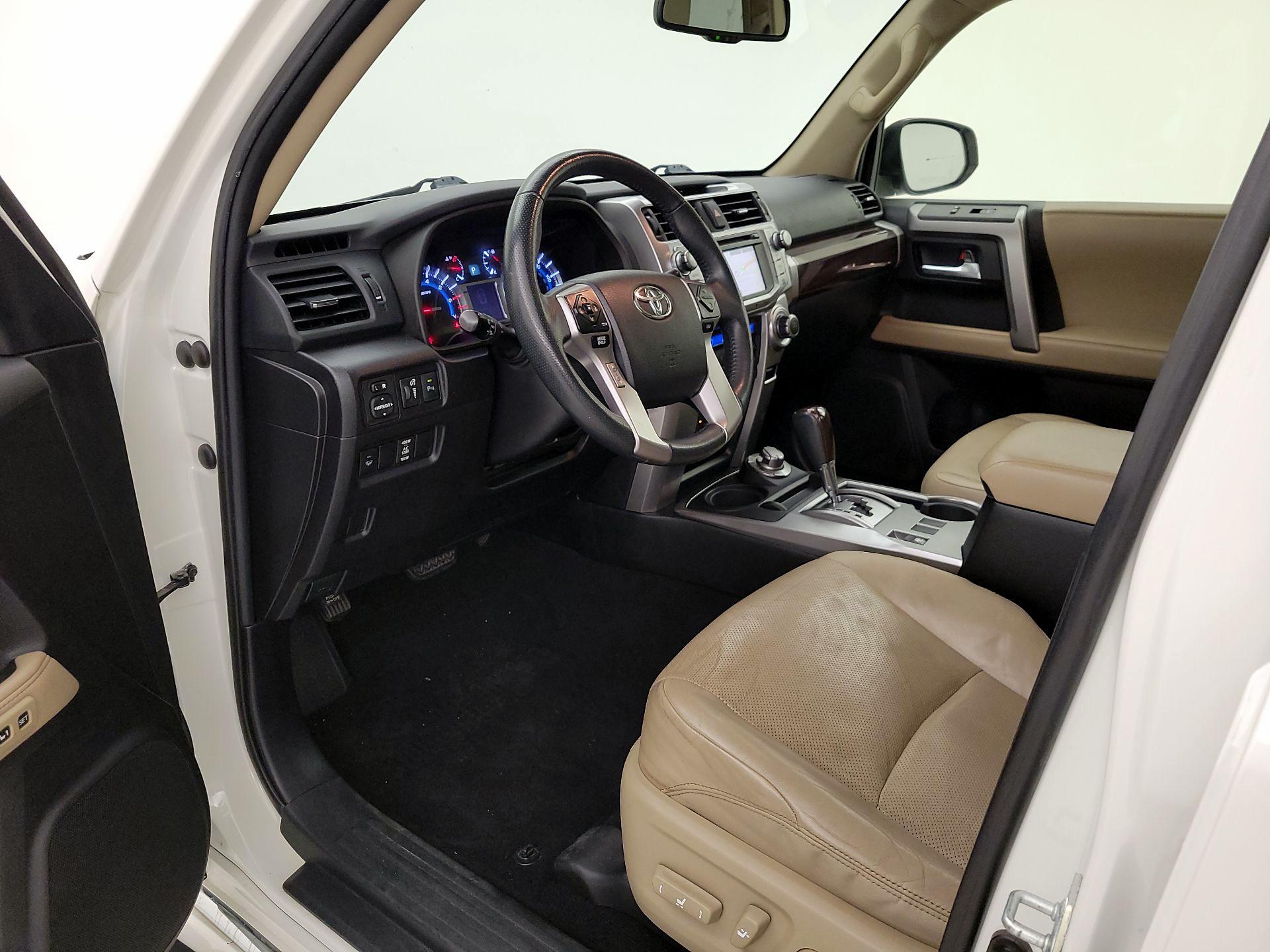 Thumbnail: 2016 Toyota 4Runner - 11