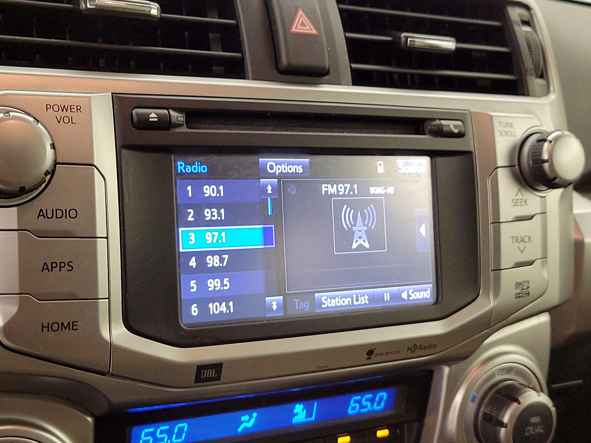 Thumbnail: 2016 Toyota 4Runner - 16