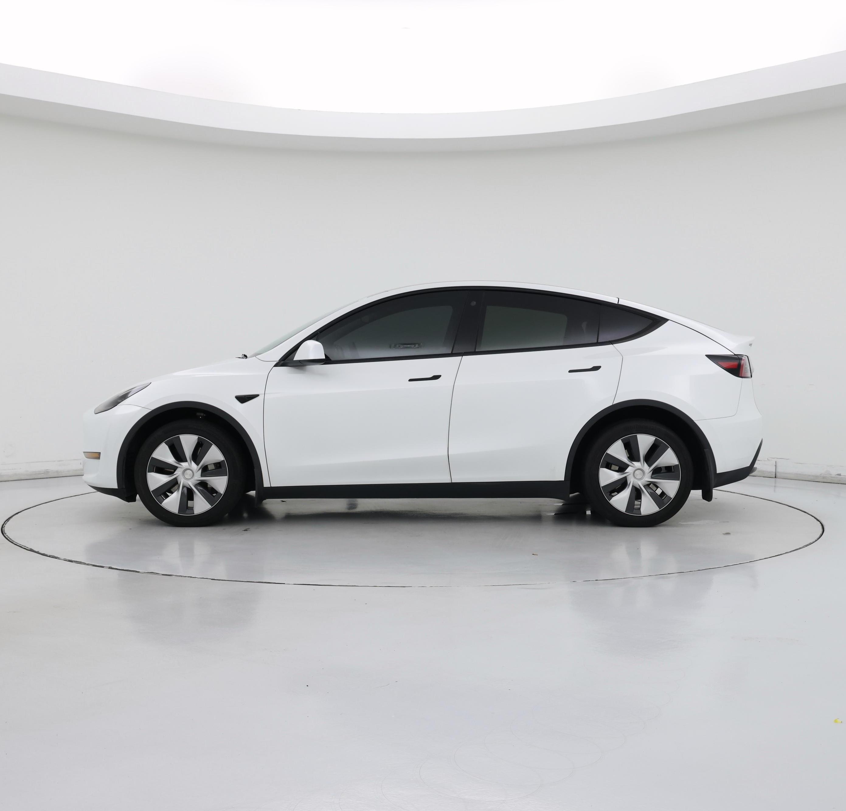 Thumbnail: 2023 Tesla Model Y - 3