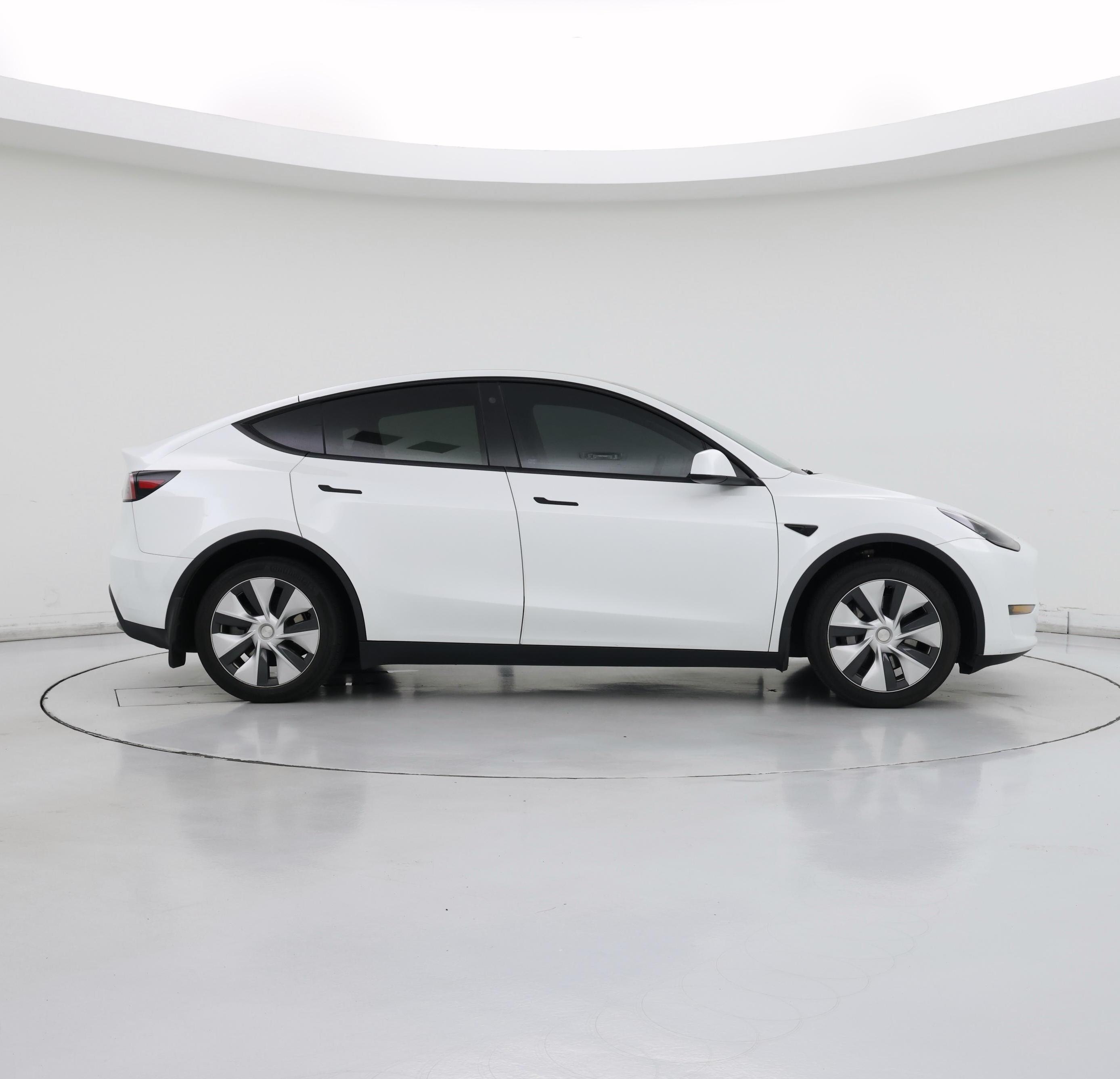 Thumbnail: 2023 Tesla Model Y - 7